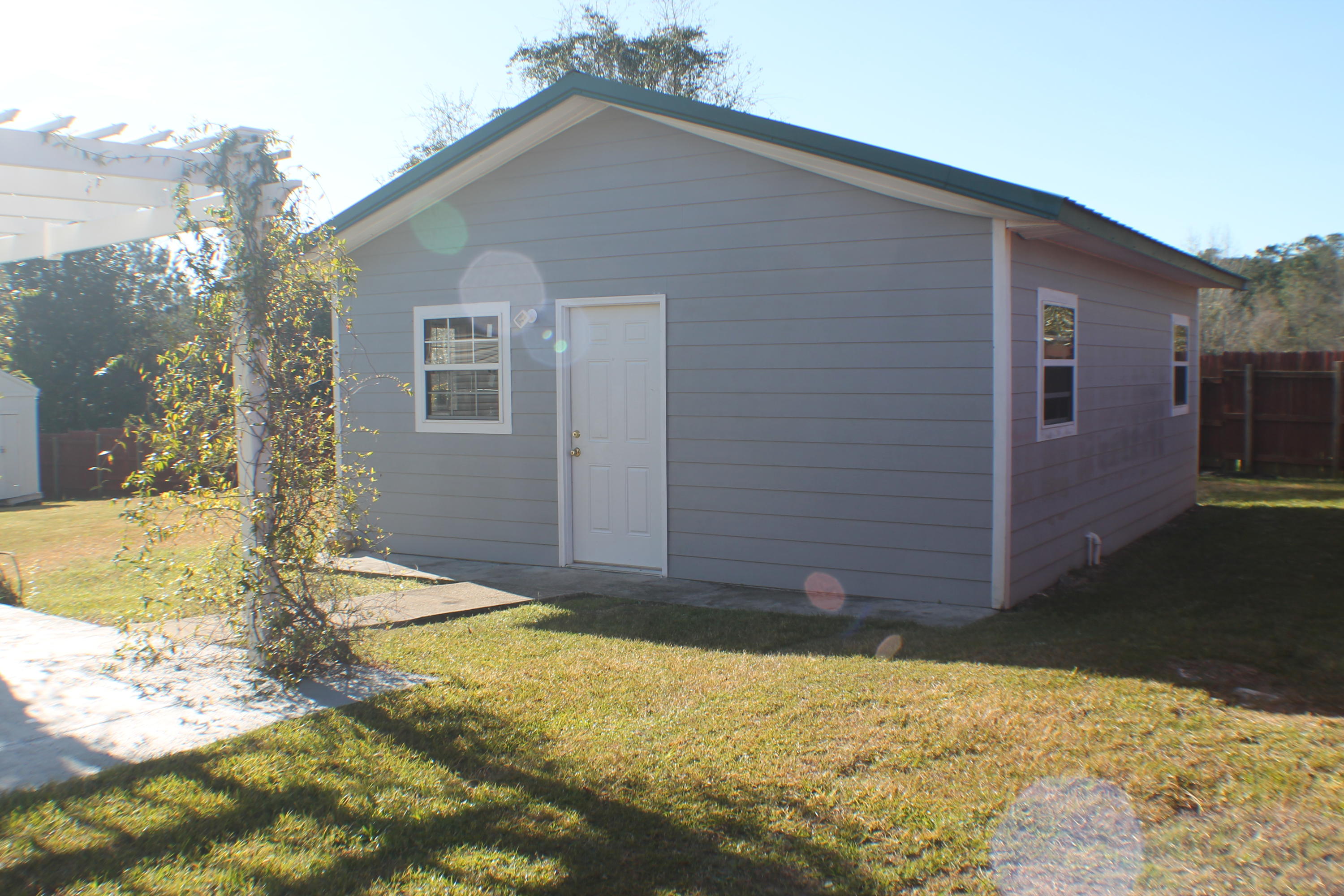 FAIRCHILD ESTATES - Residential