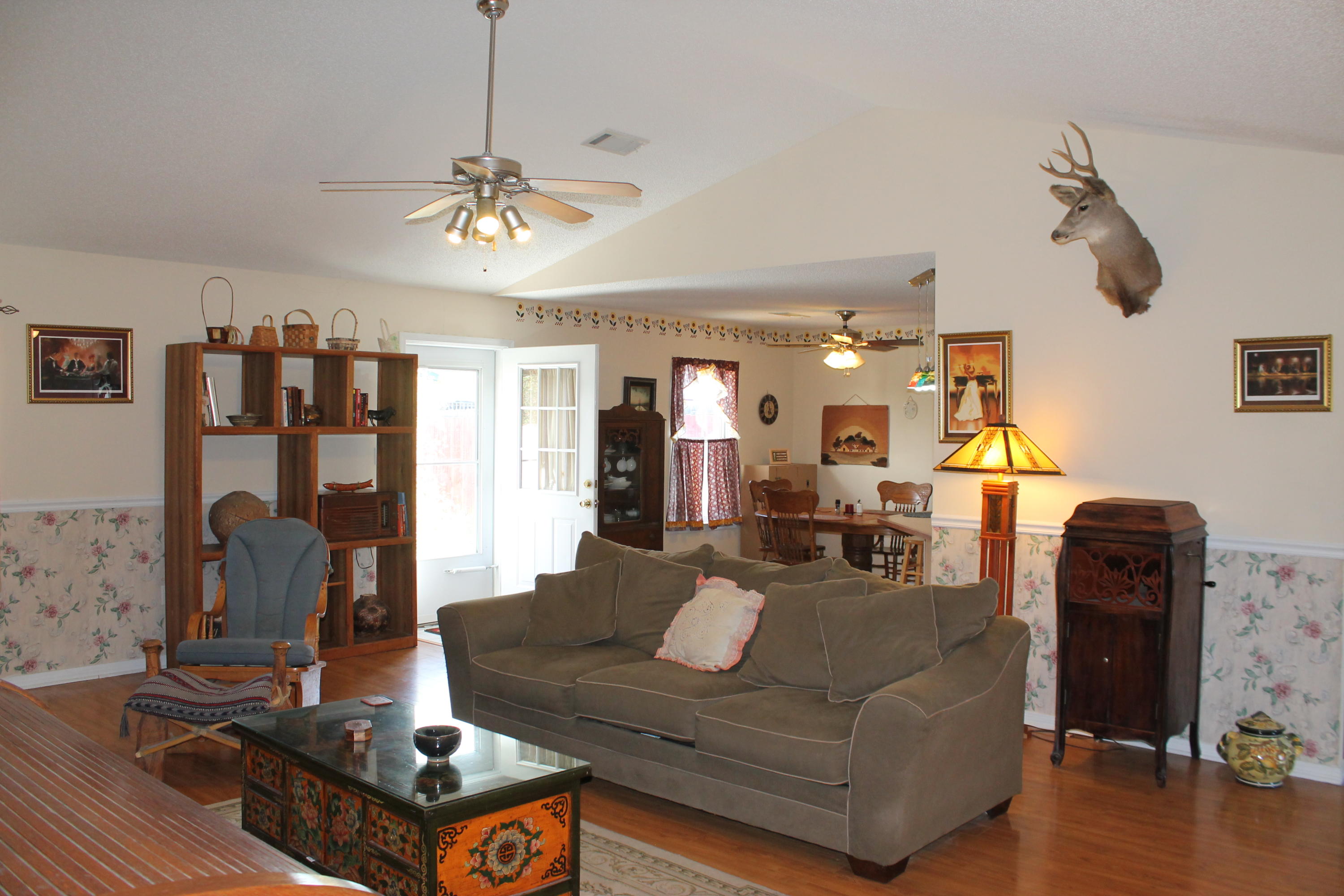 FAIRCHILD ESTATES - Residential