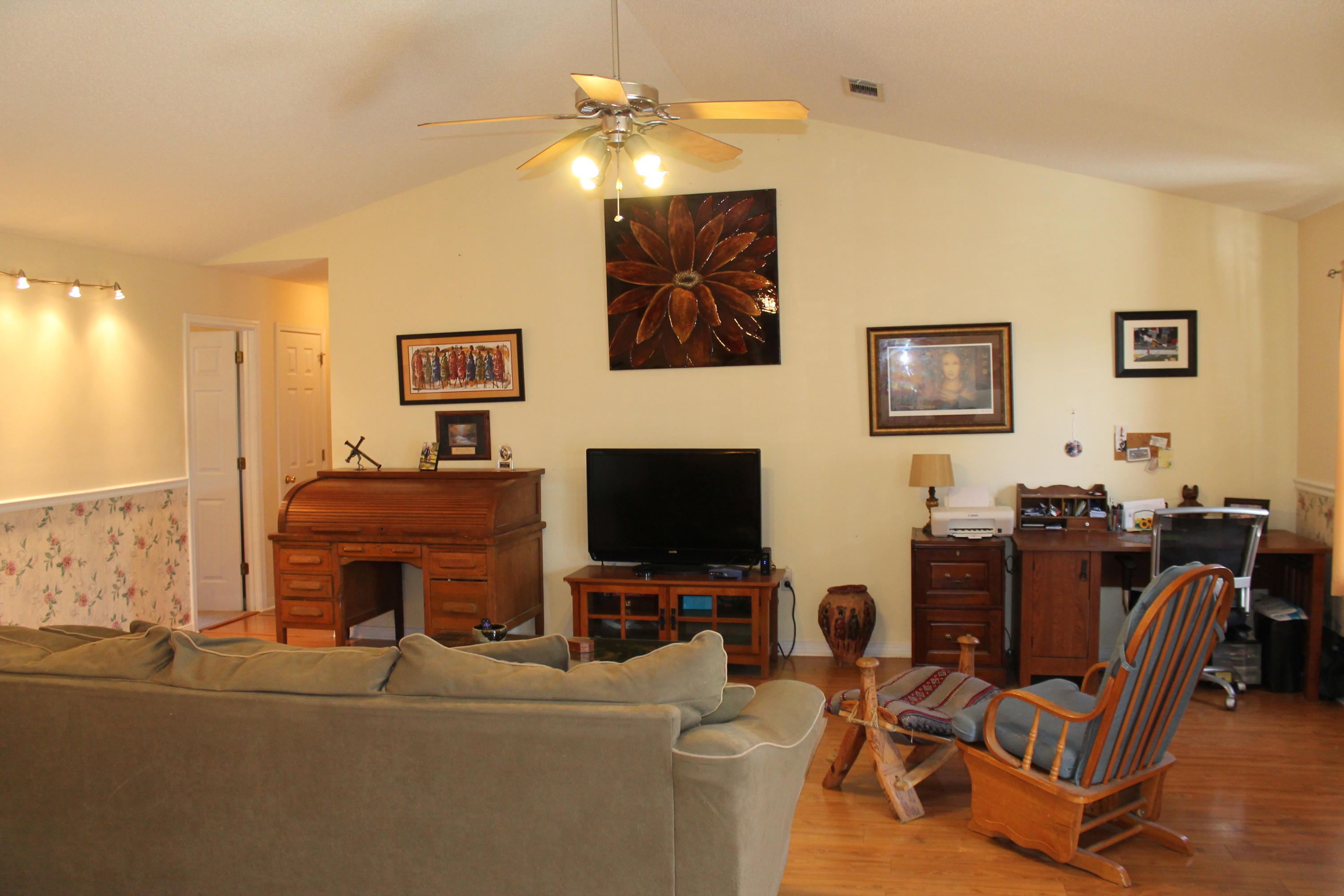 FAIRCHILD ESTATES - Residential