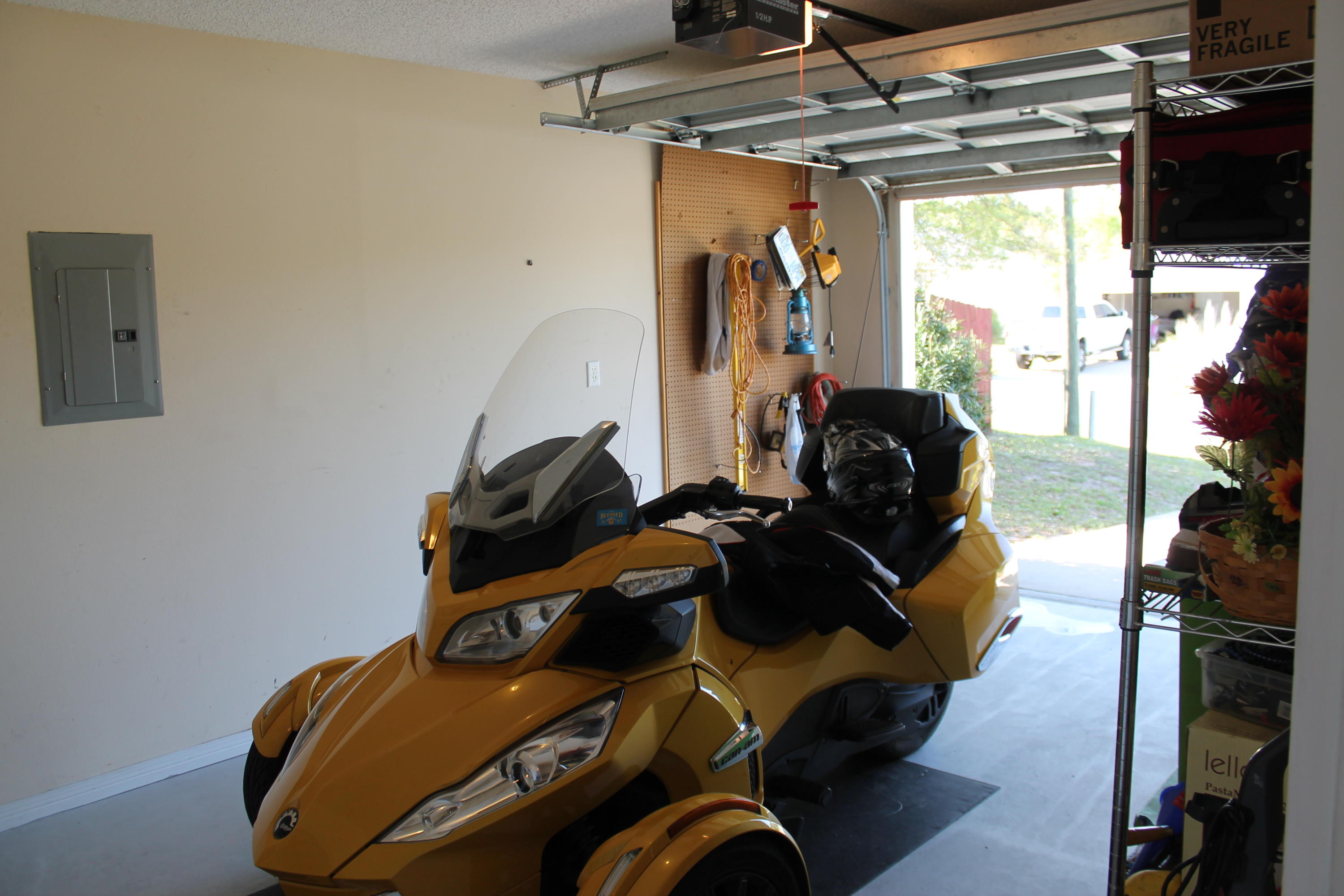 FAIRCHILD ESTATES - Residential