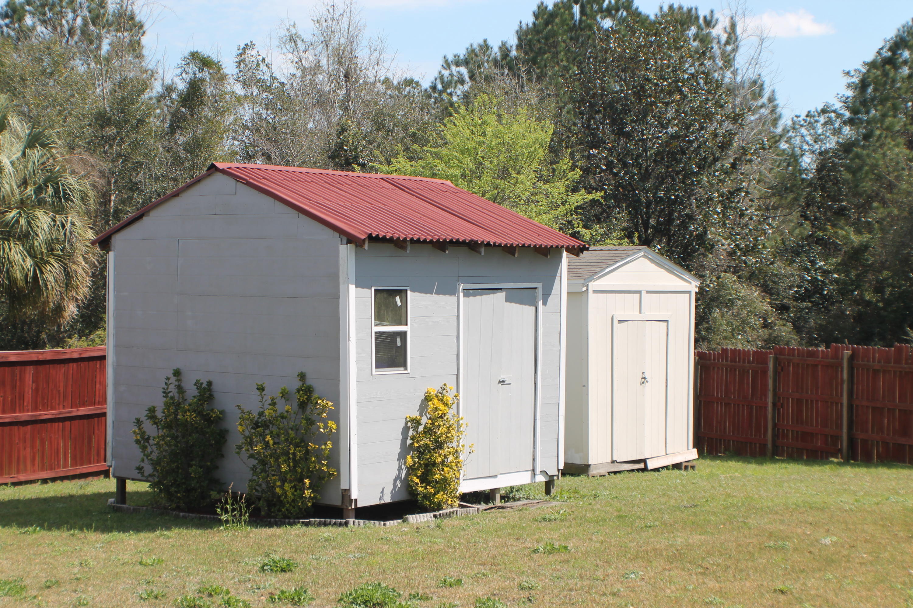 FAIRCHILD ESTATES - Residential