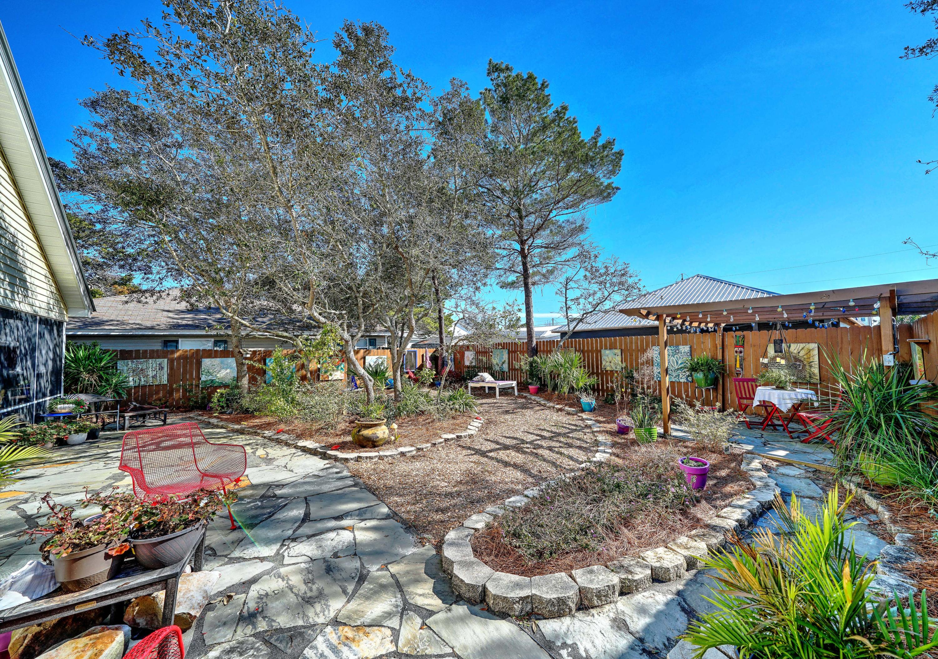 RIVIERA BEACH 1ST ADDN - Residential