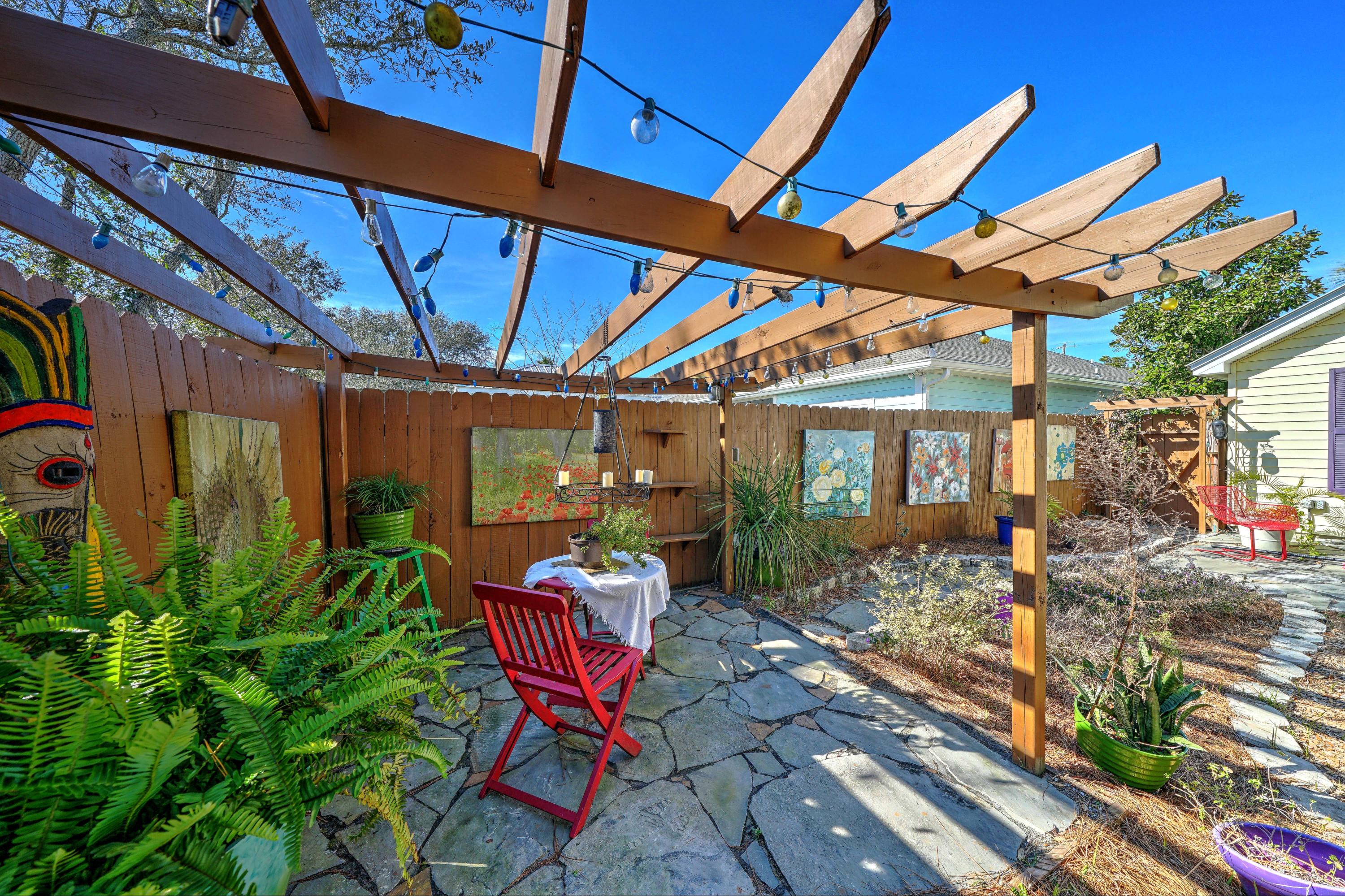 RIVIERA BEACH 1ST ADDN - Residential