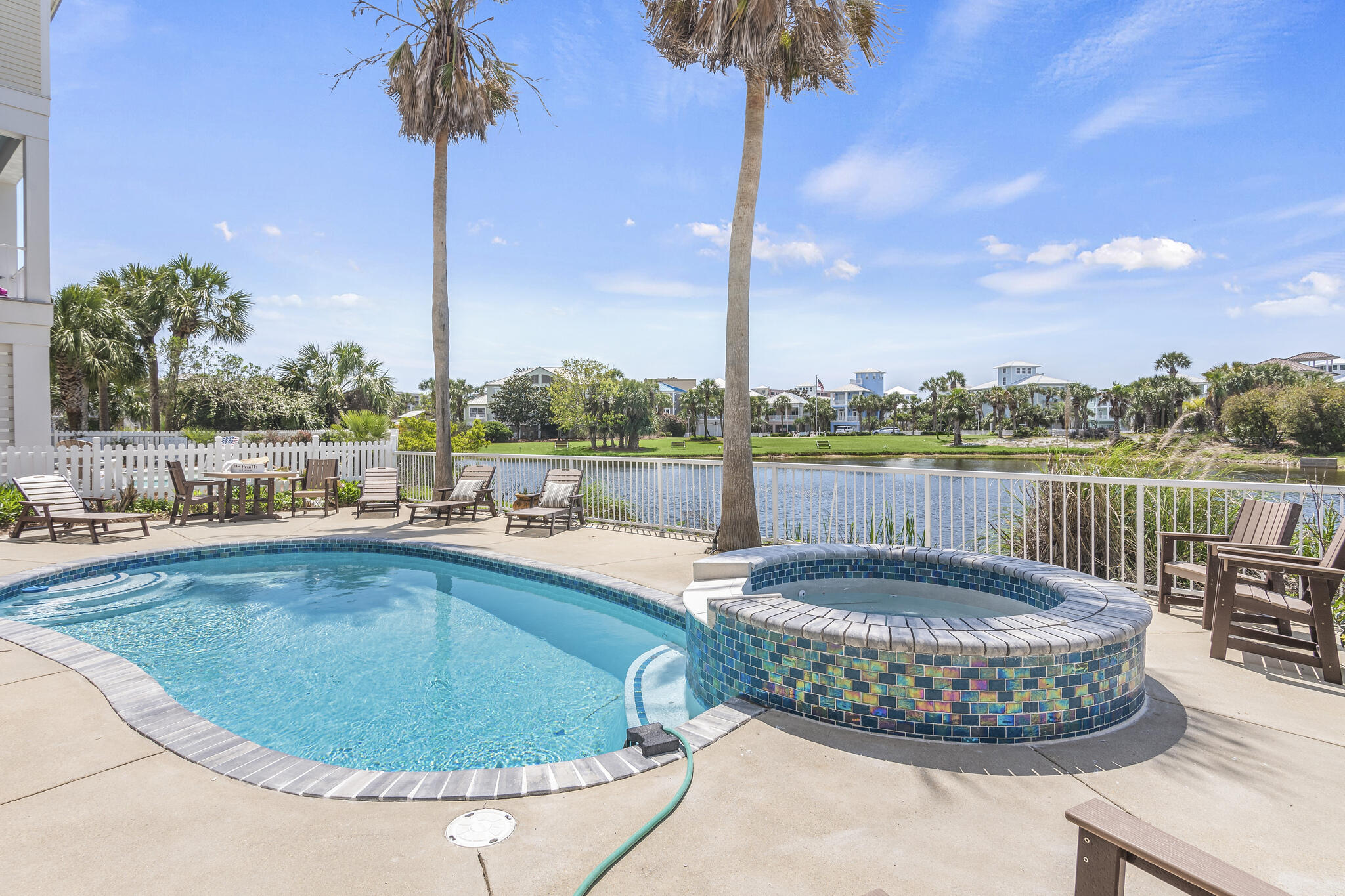 DESTIN POINTE - Residential
