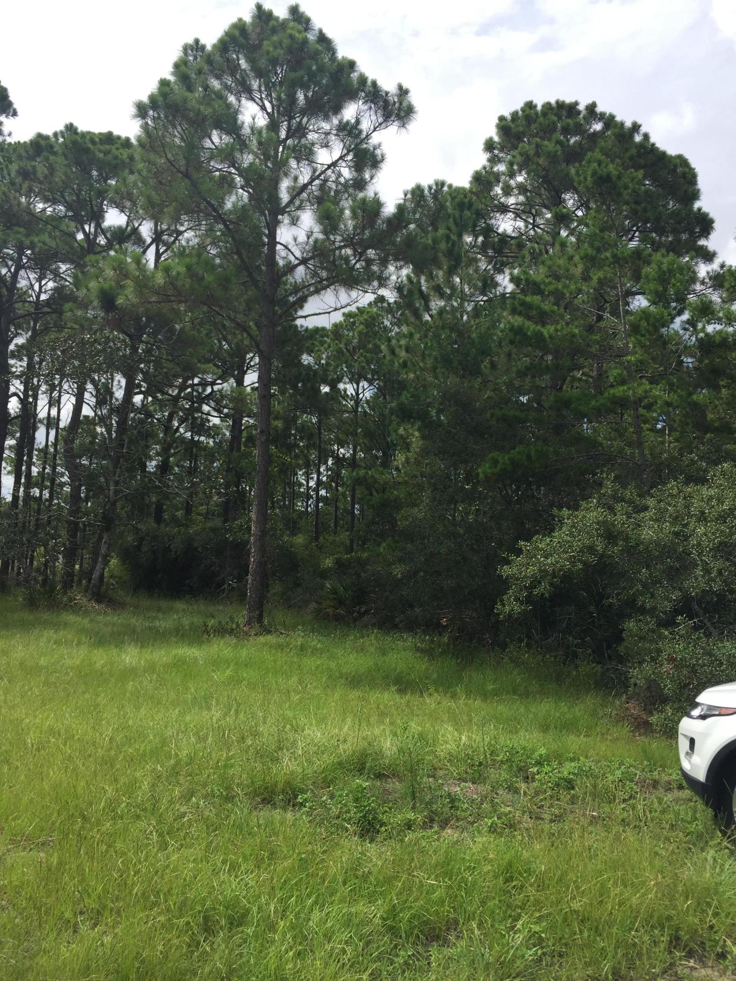 EASTERN LAKE ESTATES - Land