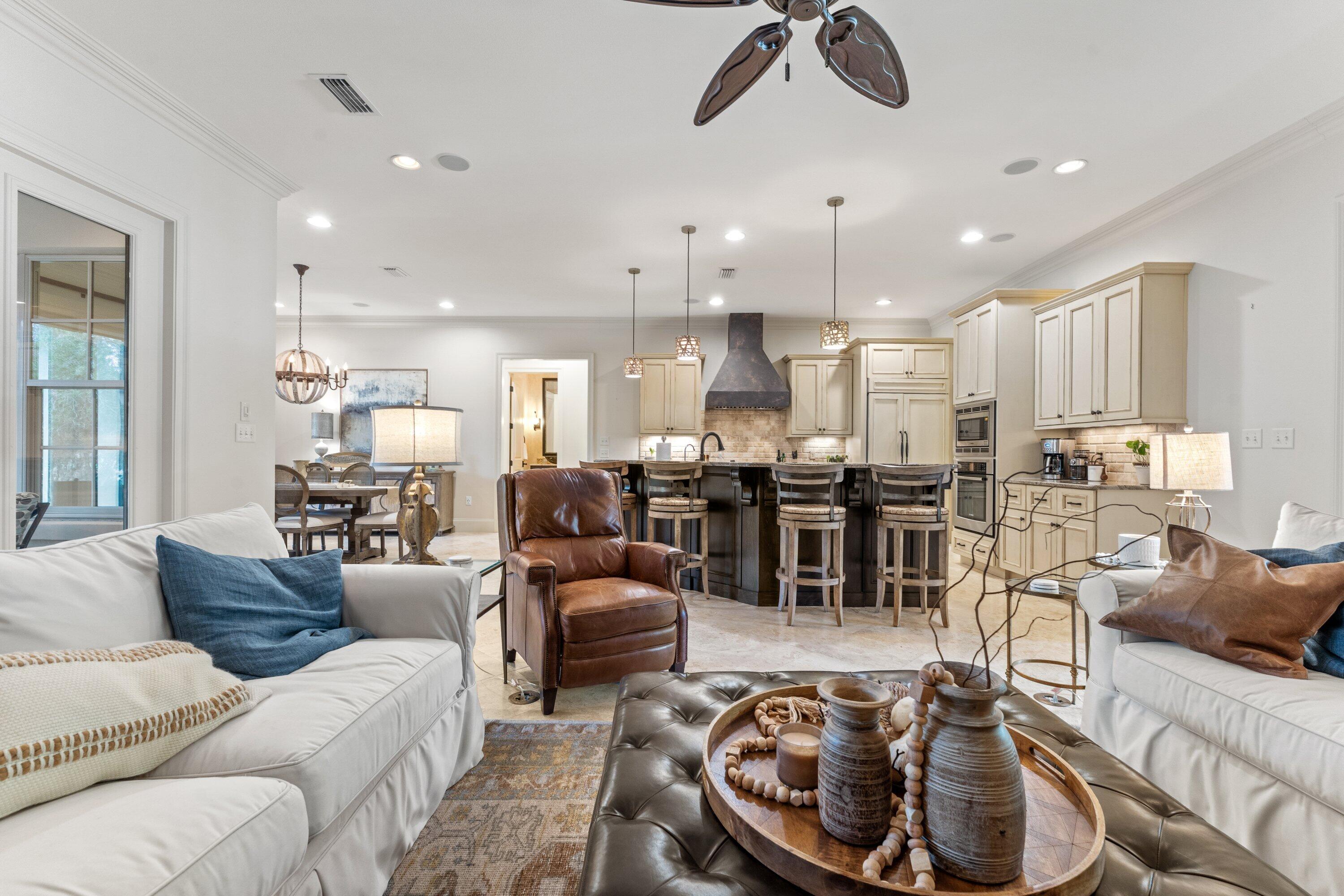 BURNT PINE - Residential