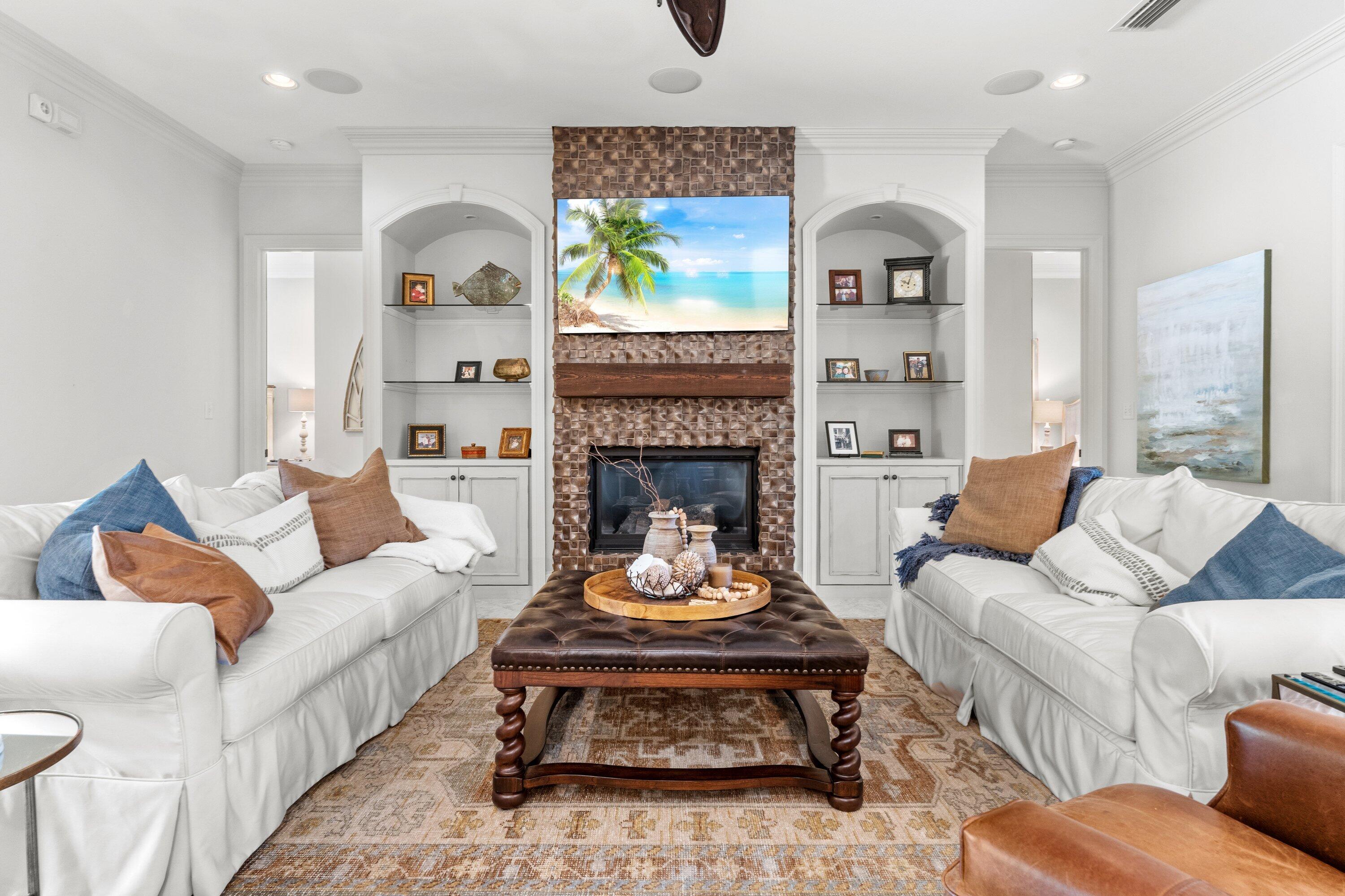 BURNT PINE - Residential