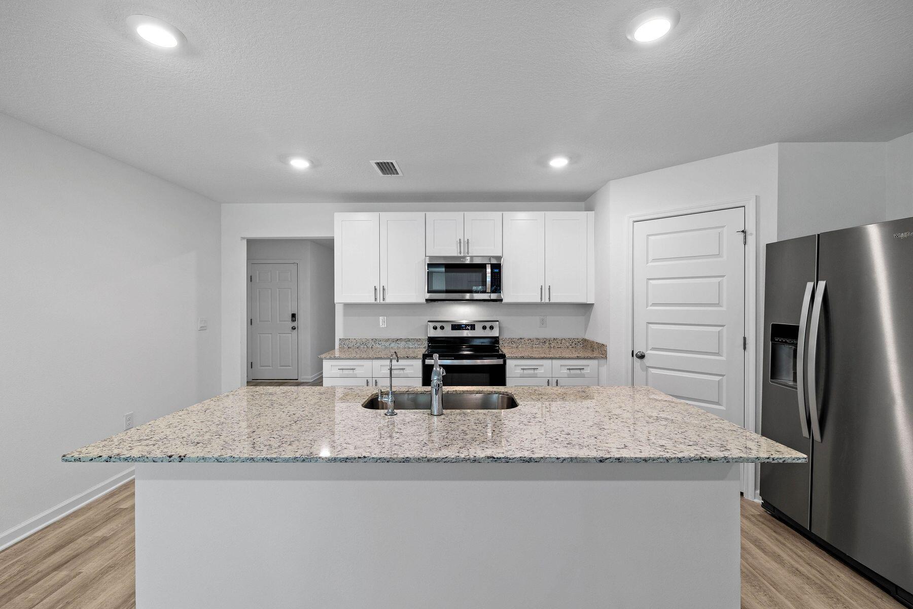 ASHTON PARK - Residential