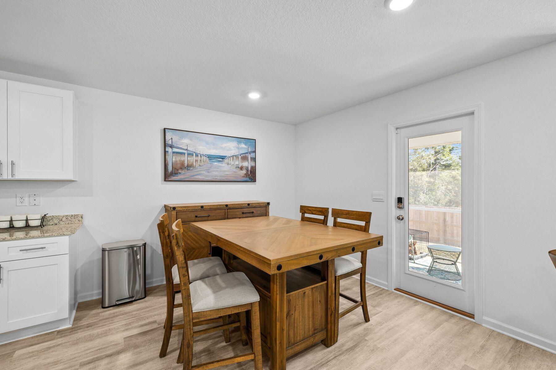 ASHTON PARK - Residential