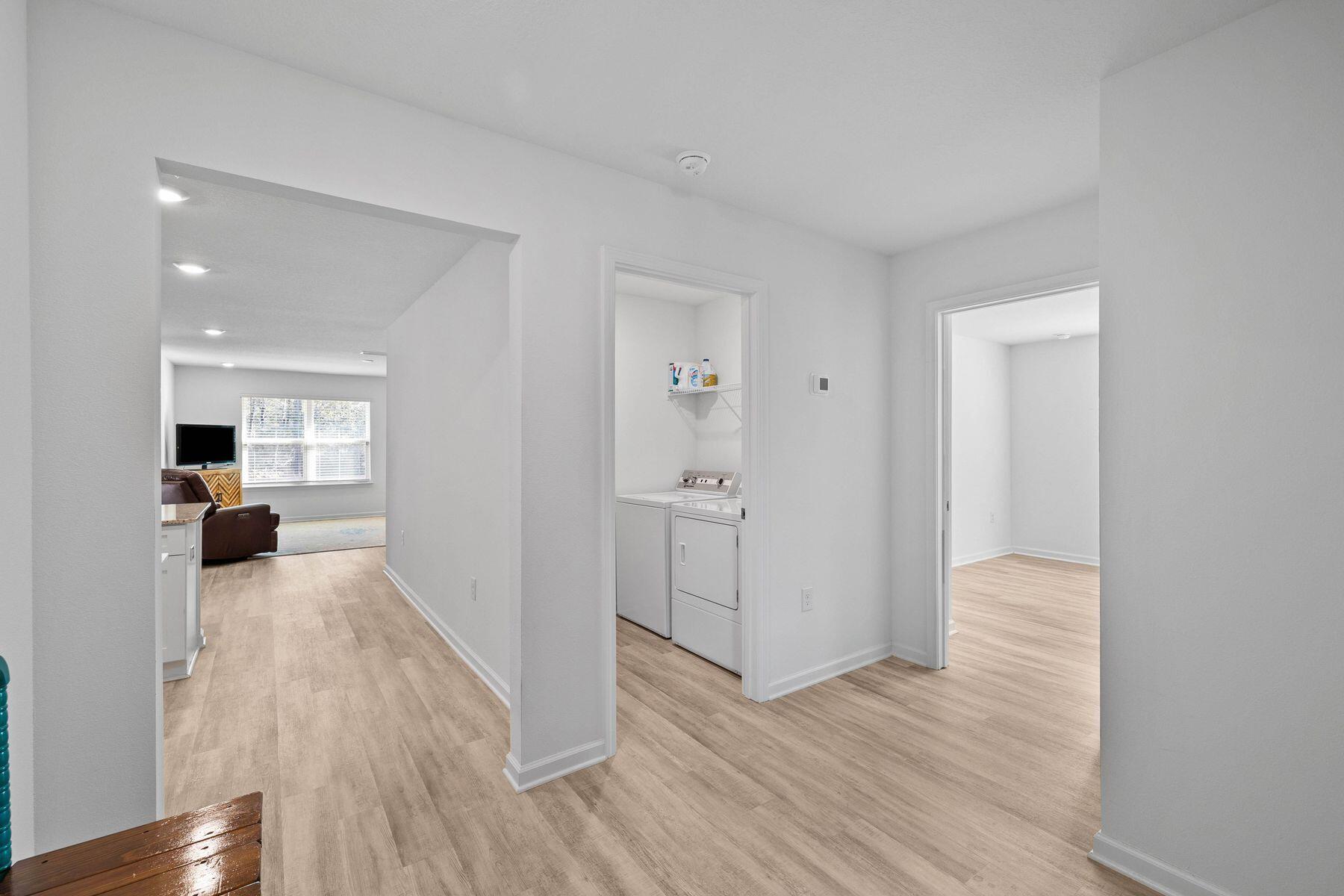 ASHTON PARK - Residential