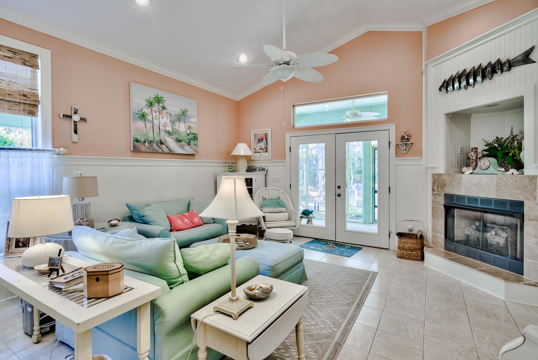 SEABREEZE EAST - Residential