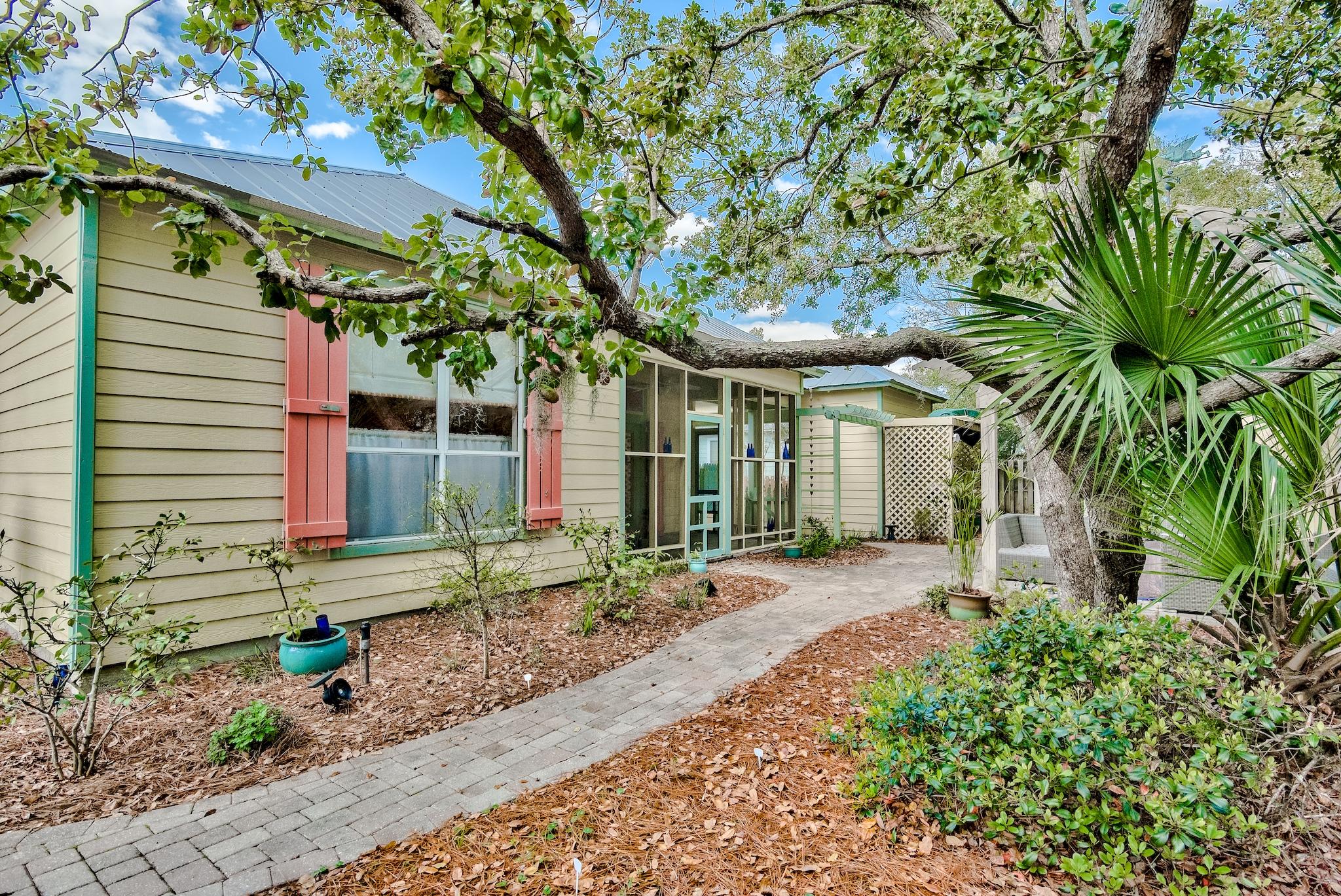 SEABREEZE EAST - Residential