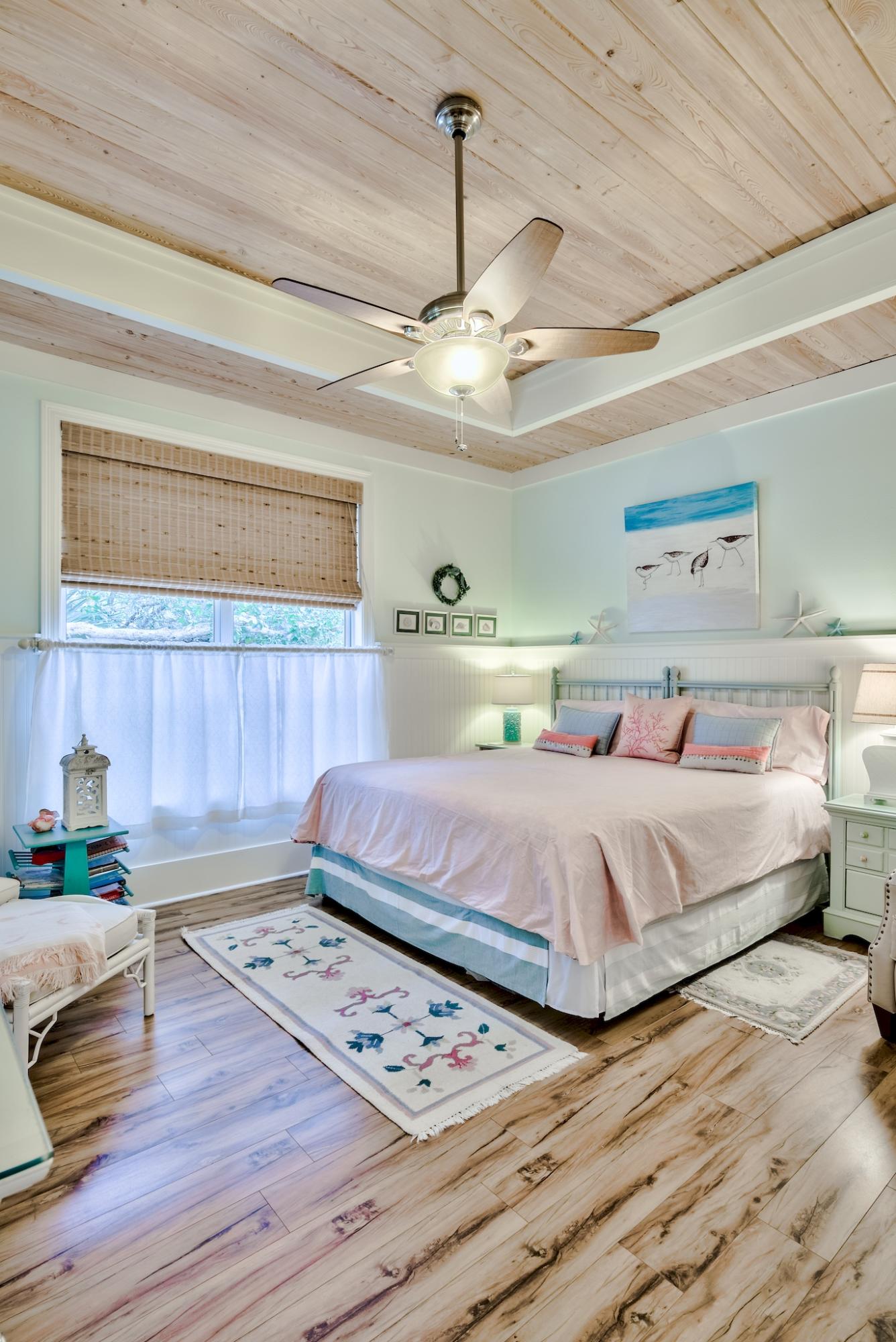 SEABREEZE EAST - Residential