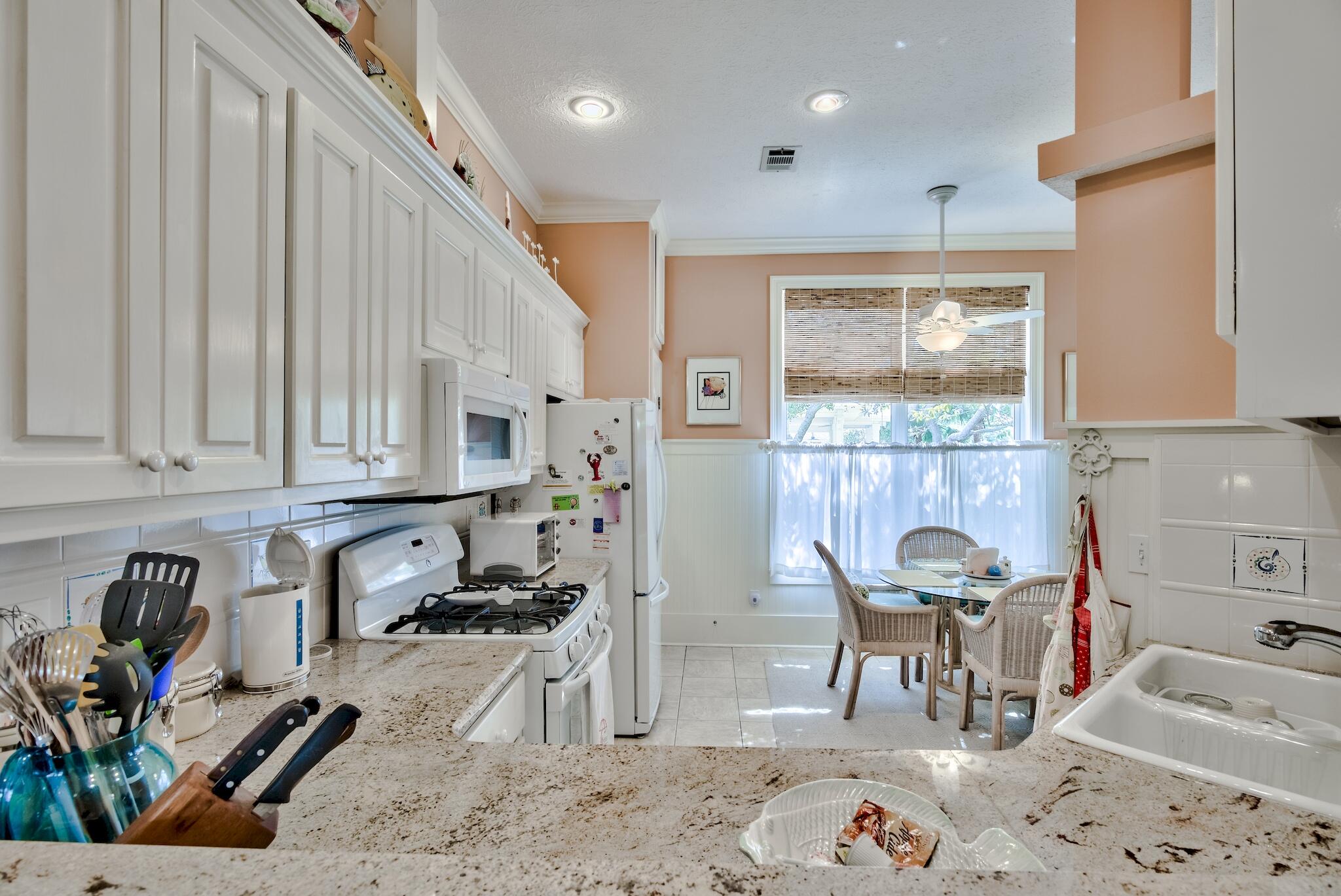 SEABREEZE EAST - Residential