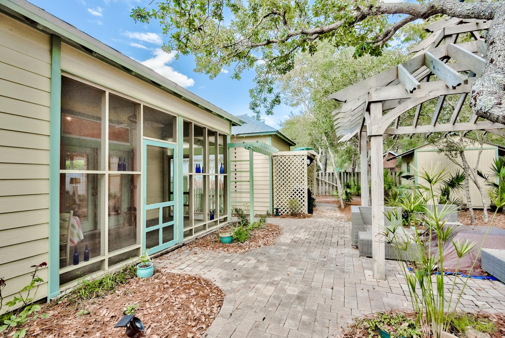 SEABREEZE EAST - Residential