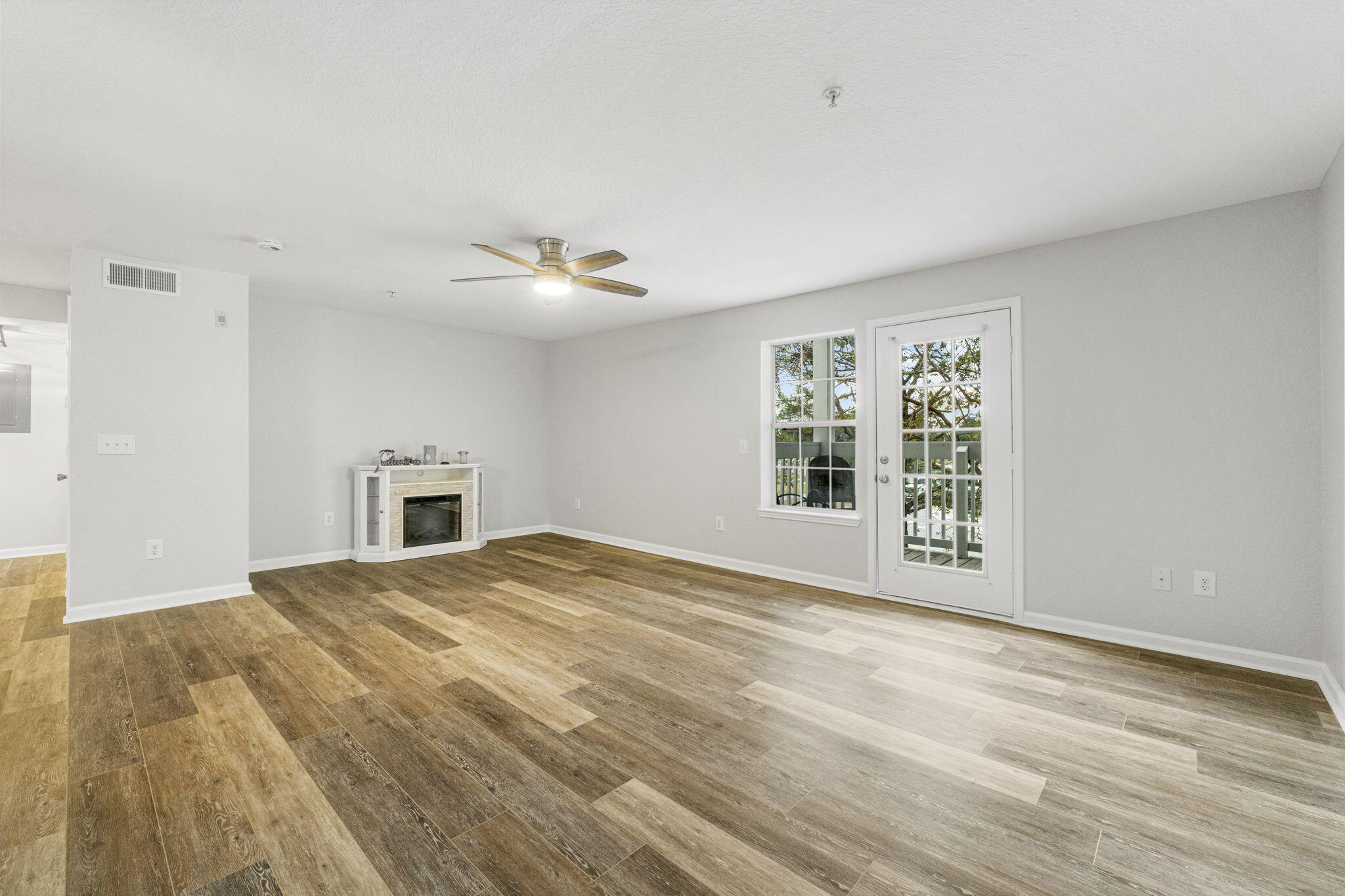 INDIAN LAKE - Residential