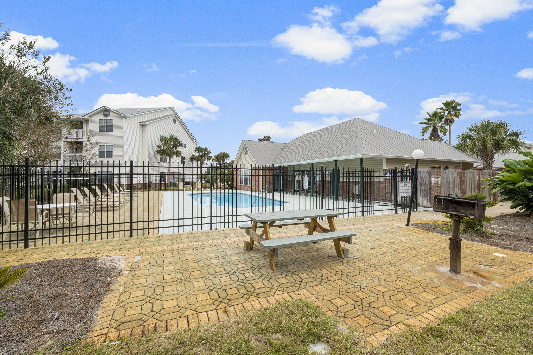 INDIAN LAKE - Residential