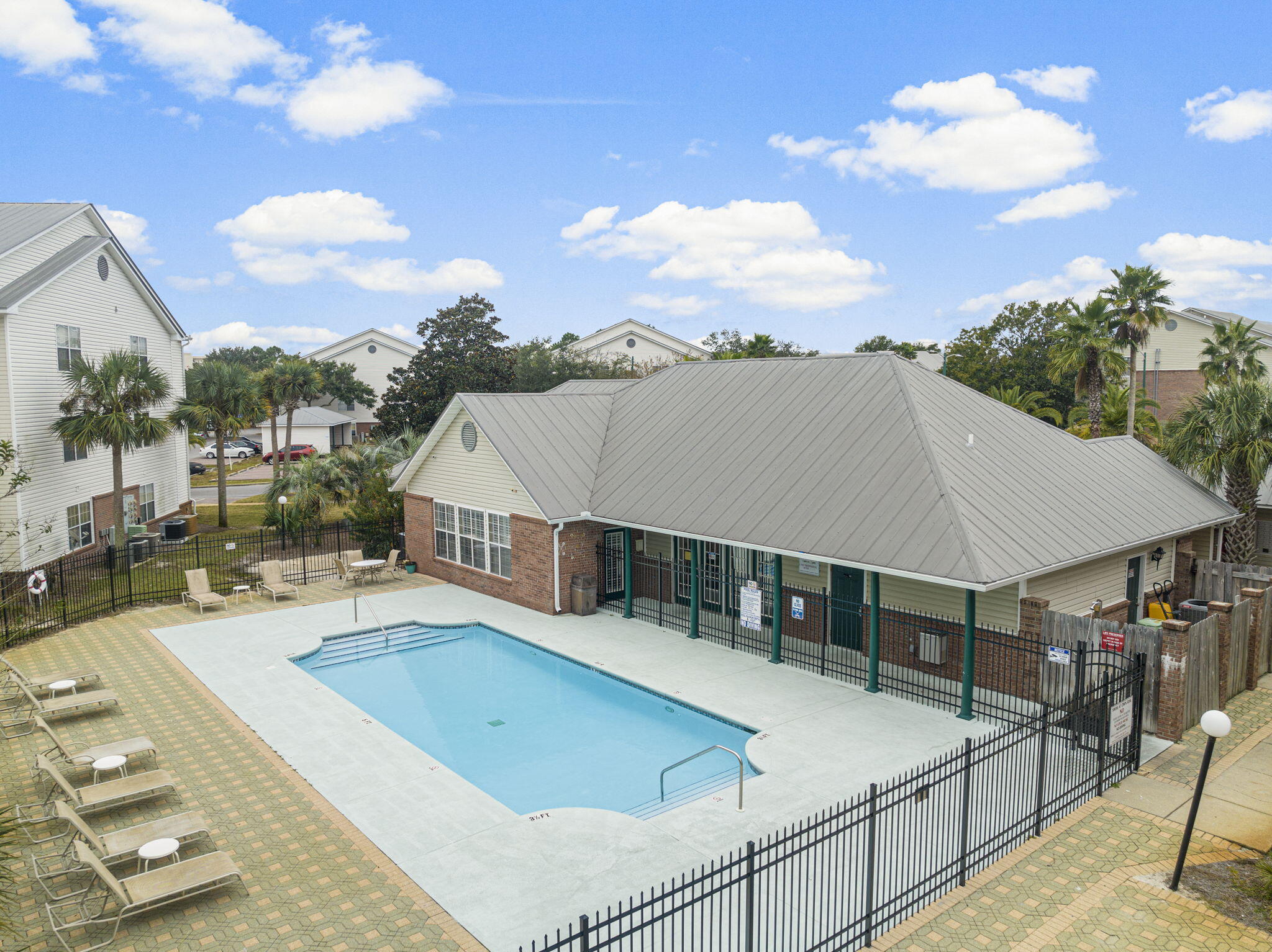 INDIAN LAKE - Residential