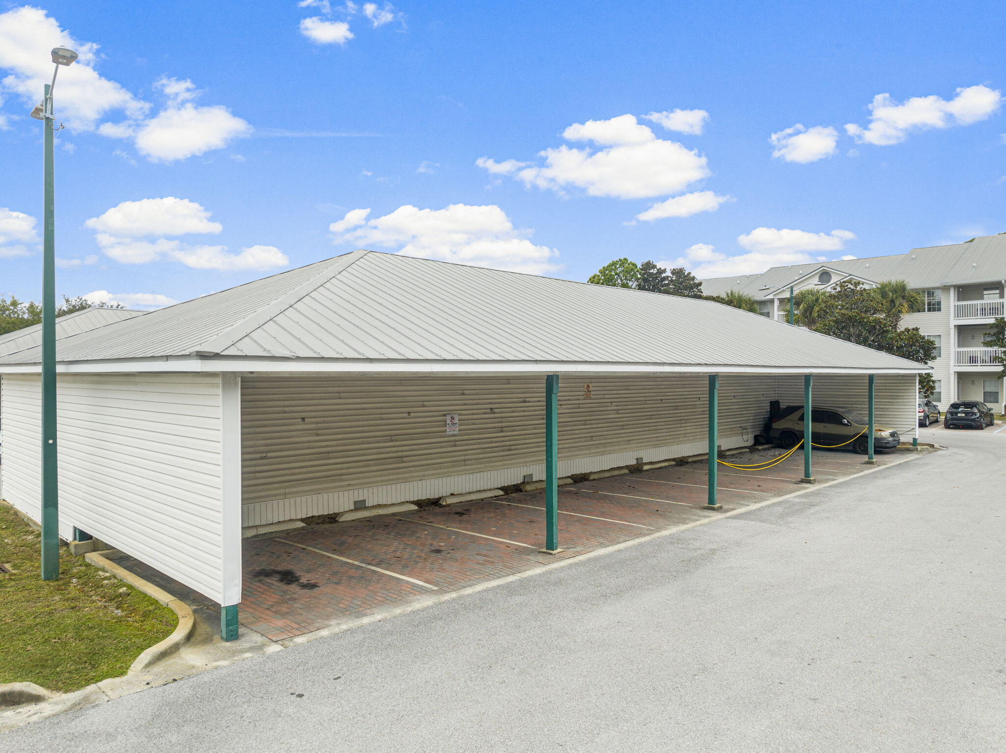 INDIAN LAKE - Residential