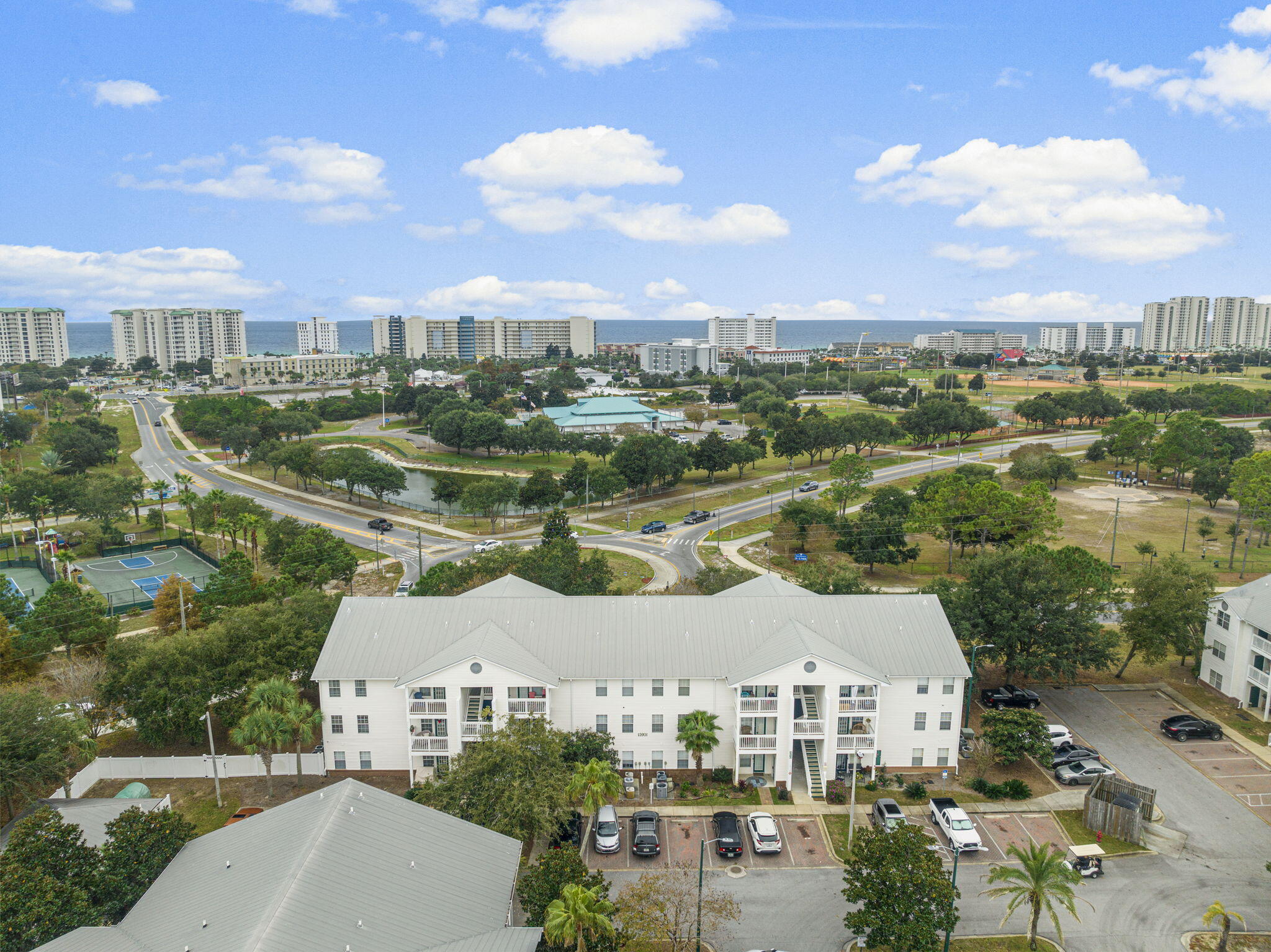 INDIAN LAKE - Residential