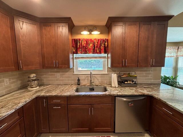 BAYOU POQUITO - Residential Lease