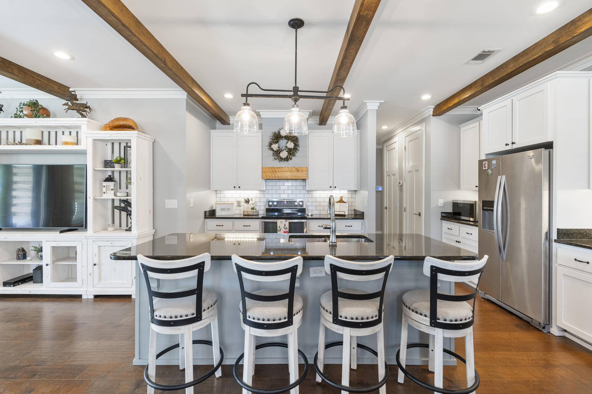 BAY GROVE - Residential