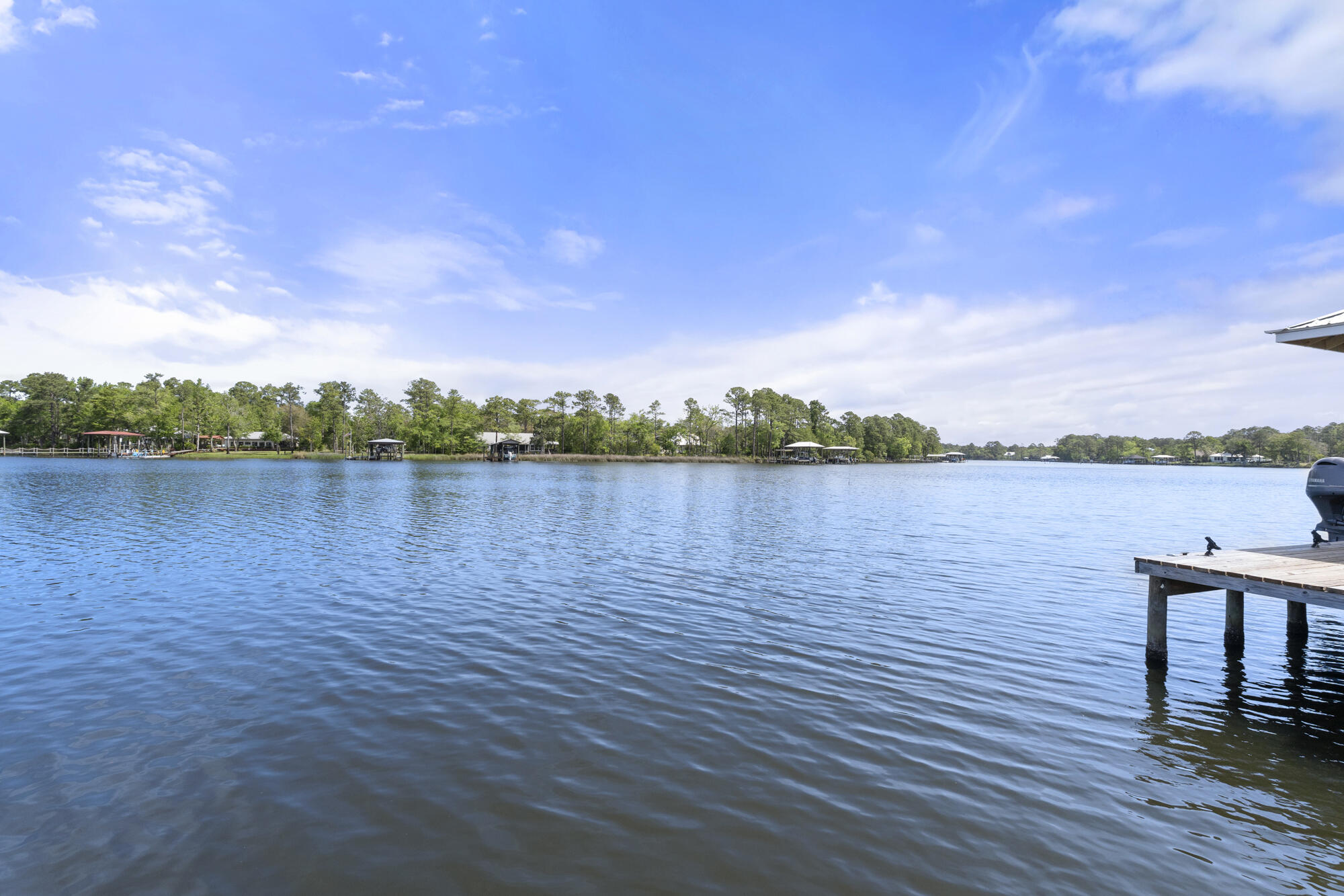 BAY GROVE - Residential