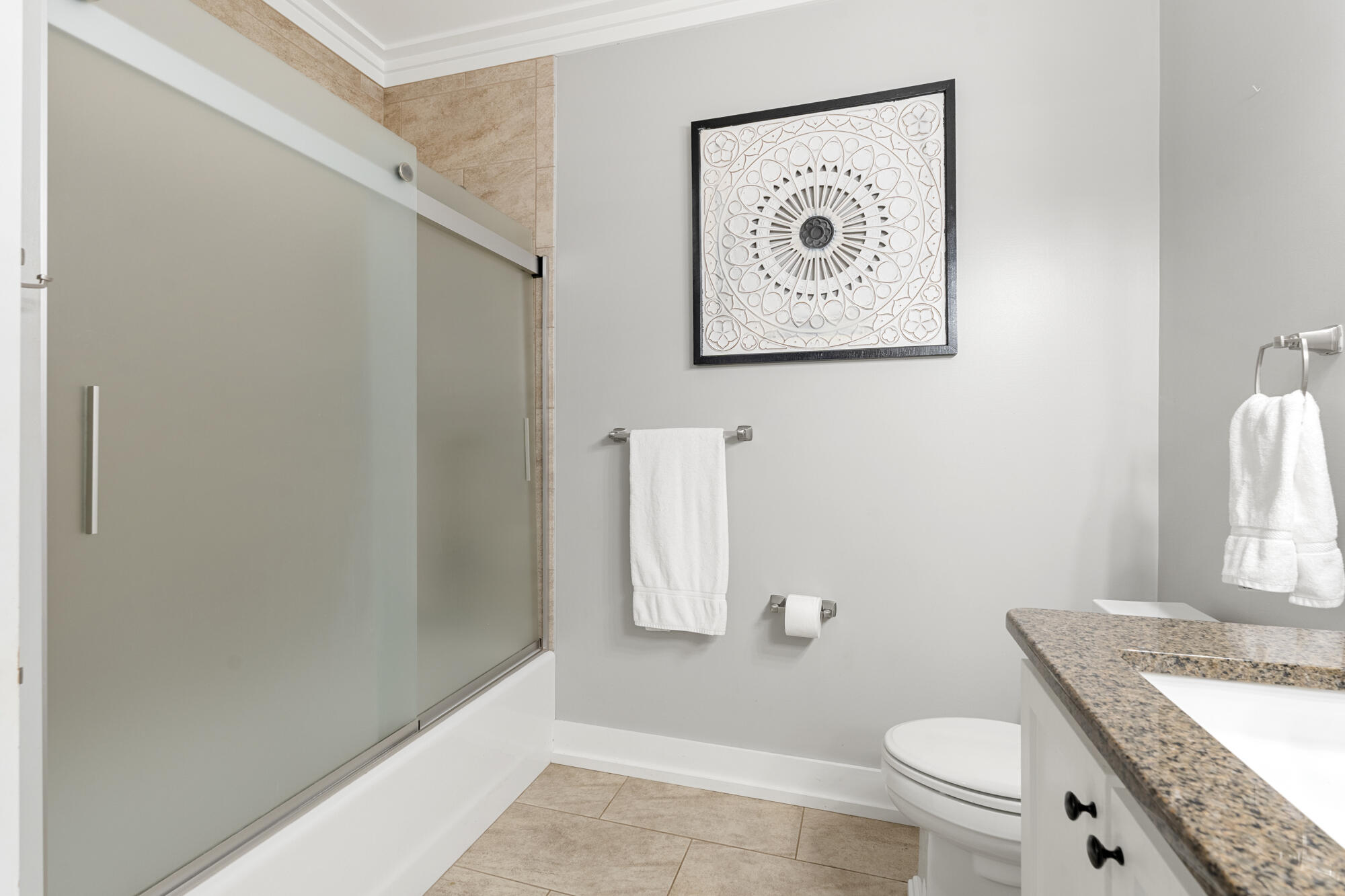 BAY GROVE - Residential