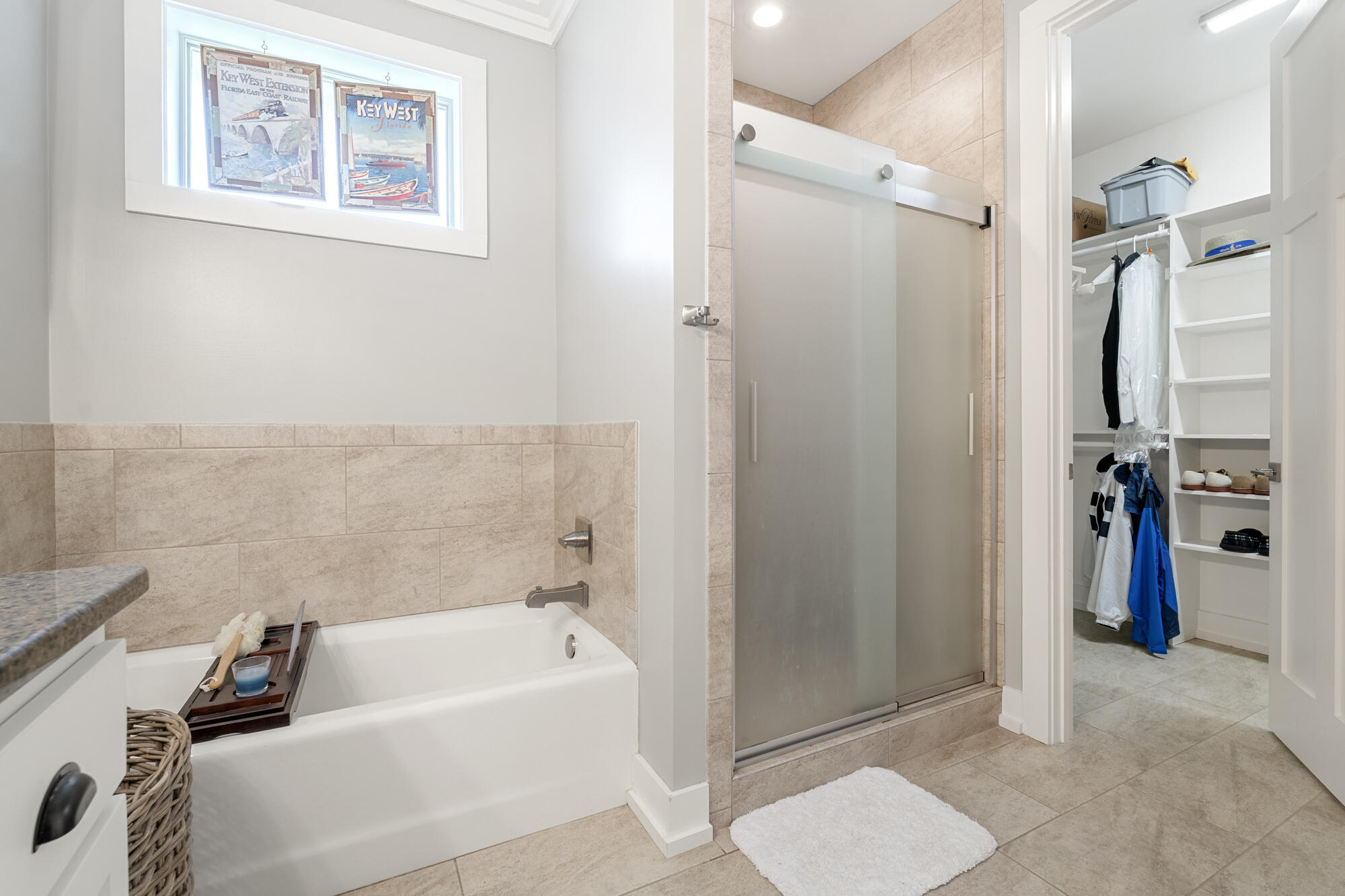 BAY GROVE - Residential