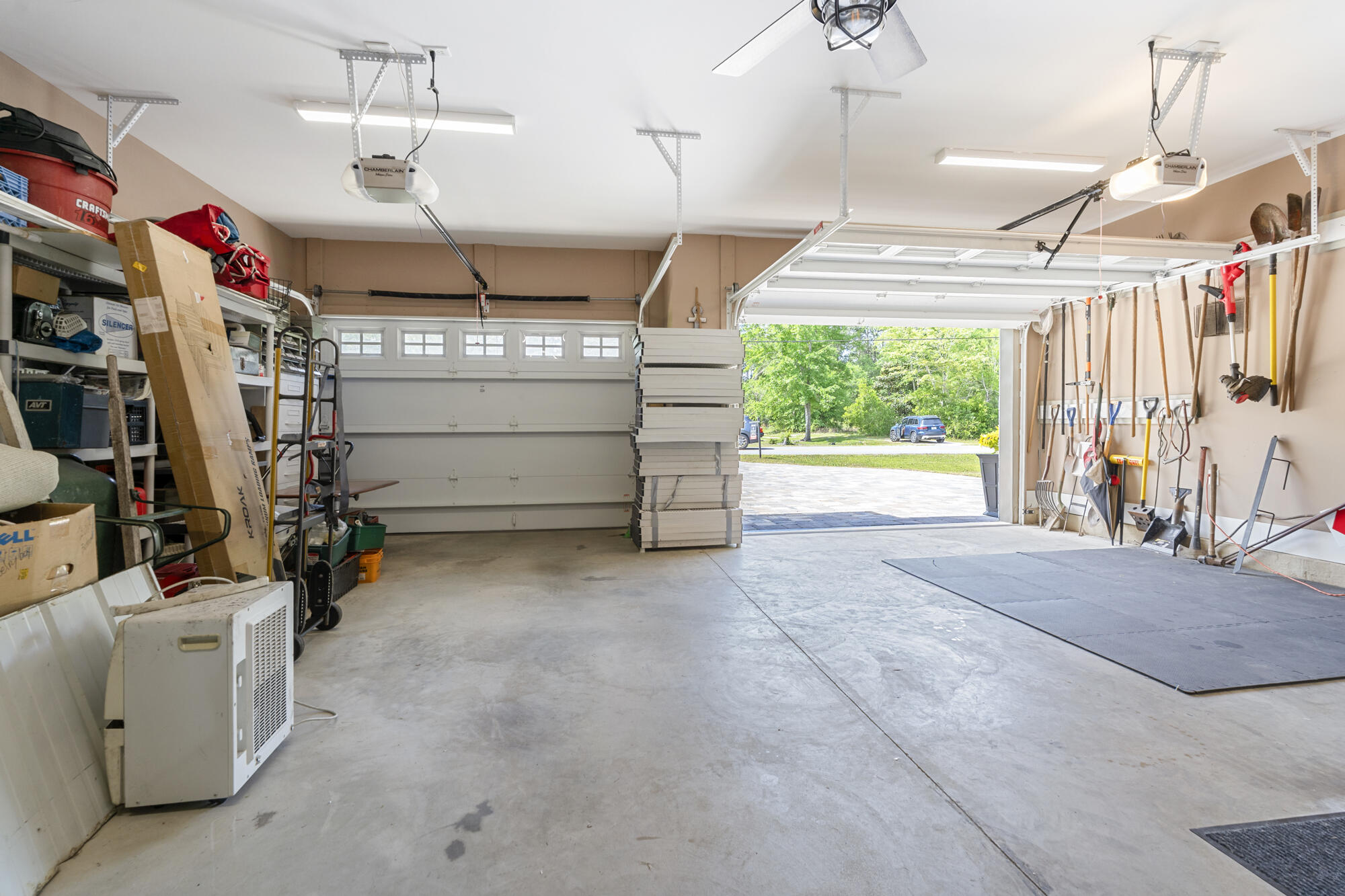 BAY GROVE - Residential