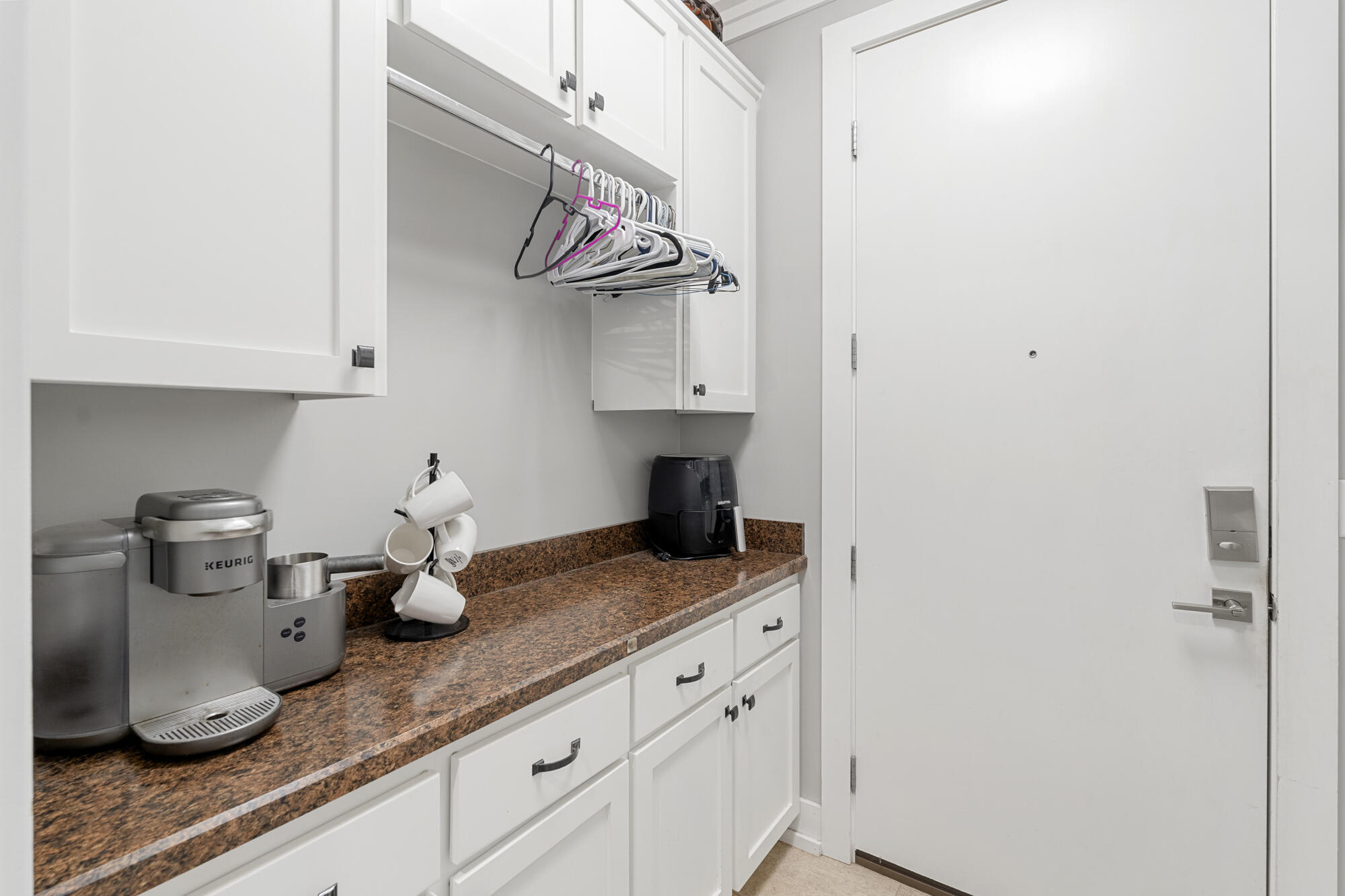 BAY GROVE - Residential