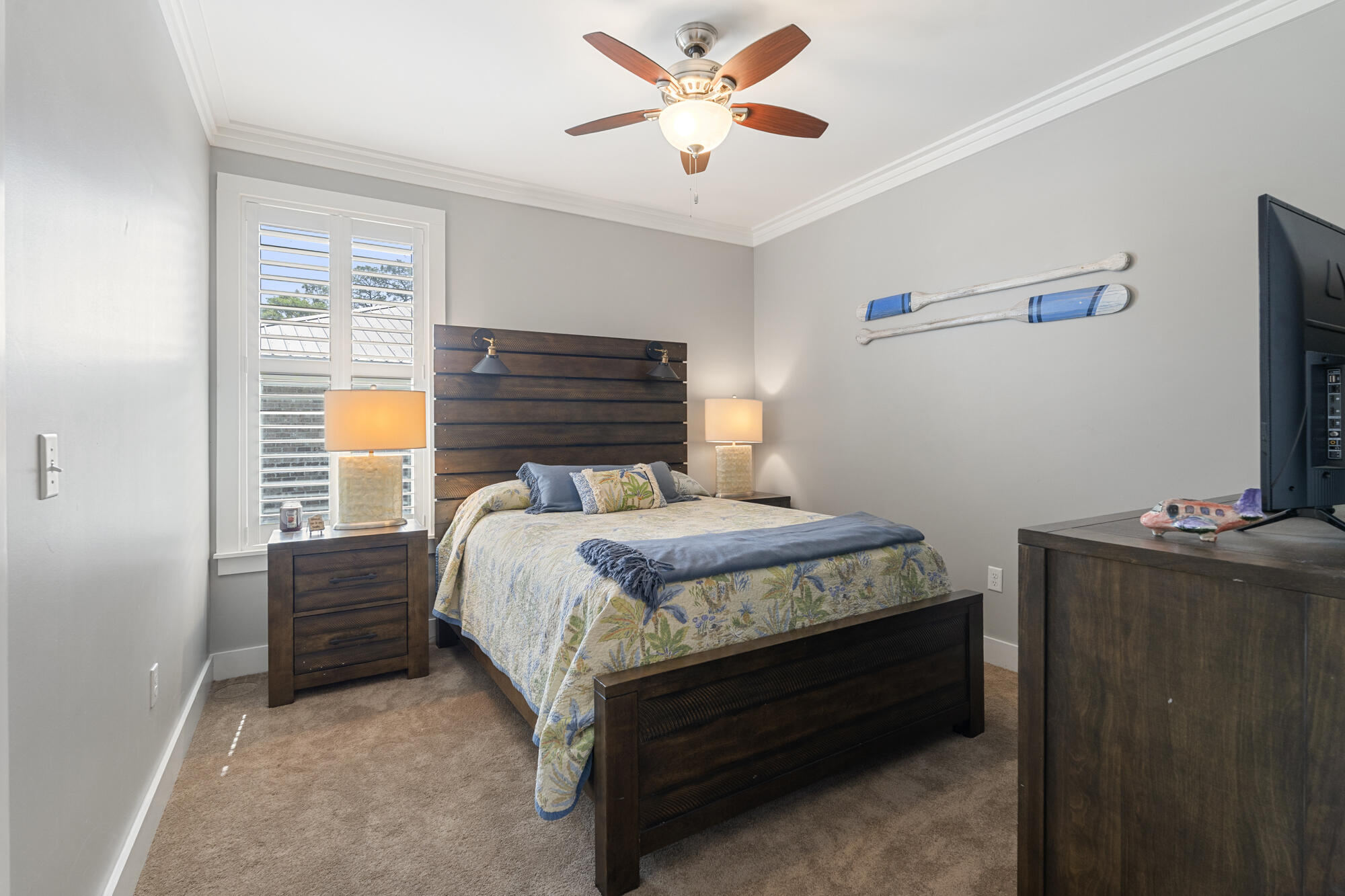 BAY GROVE - Residential