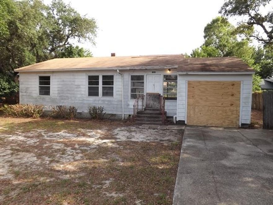 *** This property is eligible under the Freddie Mac First Look Initiative through 07/29/2014. During the first 20 days, from initial MLS list date, a home is listed for sale in the MLS, only offers from owner-occupants (primary residence), second home buyers and public entities or their designated partners will be considered. Offers from investor purchasers will not be considered until after the initial 20 days of the listing. *** In addition to buyers normal costs, they will pay docs stamps on the deed (seller is exempt) and a $250 title closing fee. Seller will pay for Owner's Title policy if buyer elects to use sellers title company. Property may not be assigned. Please verify dimensions. PROPERTY TO BE SOLD ''AS IS''. No survey on file.