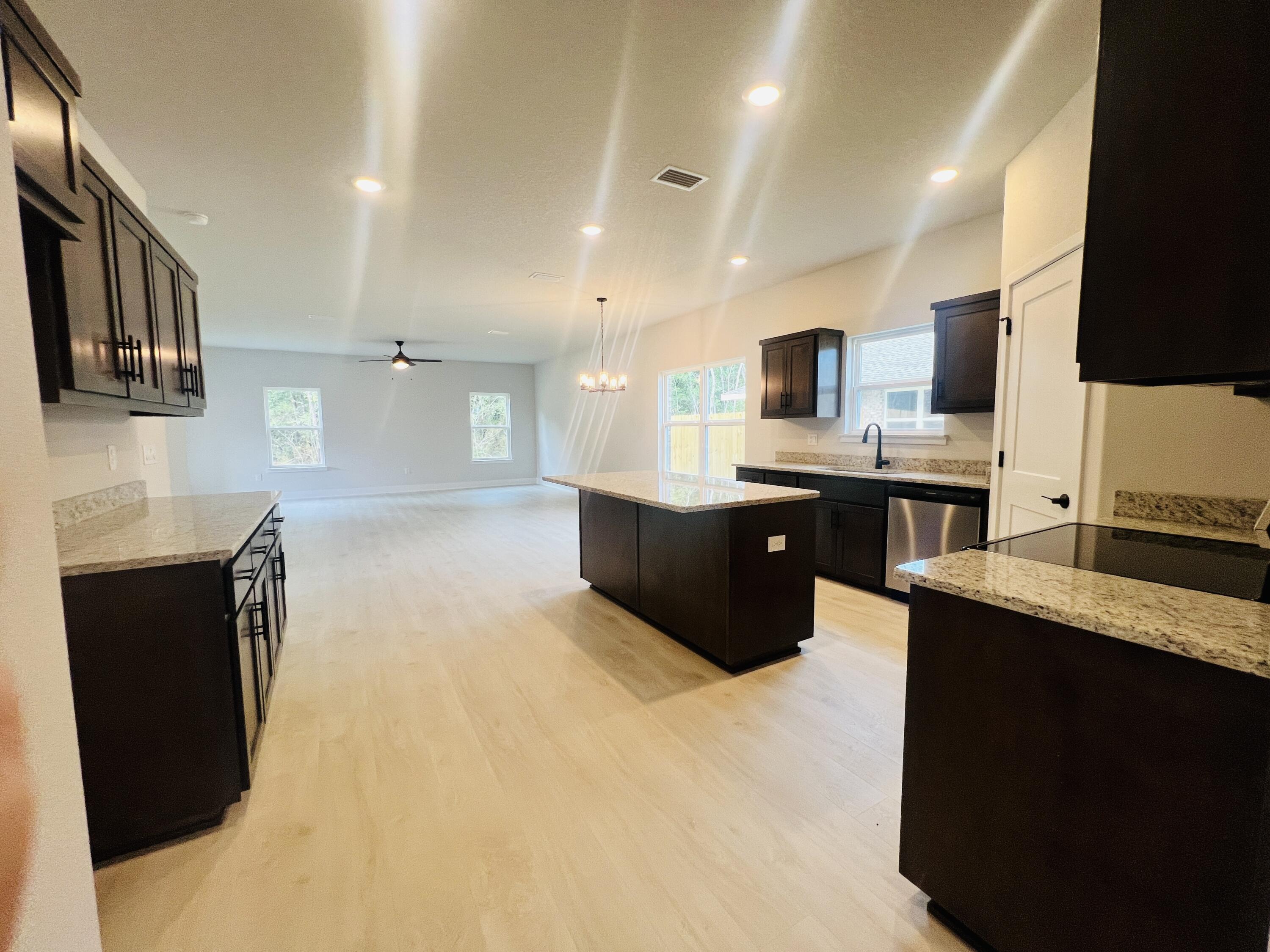 HIDDEN PINES PH 1 - Residential