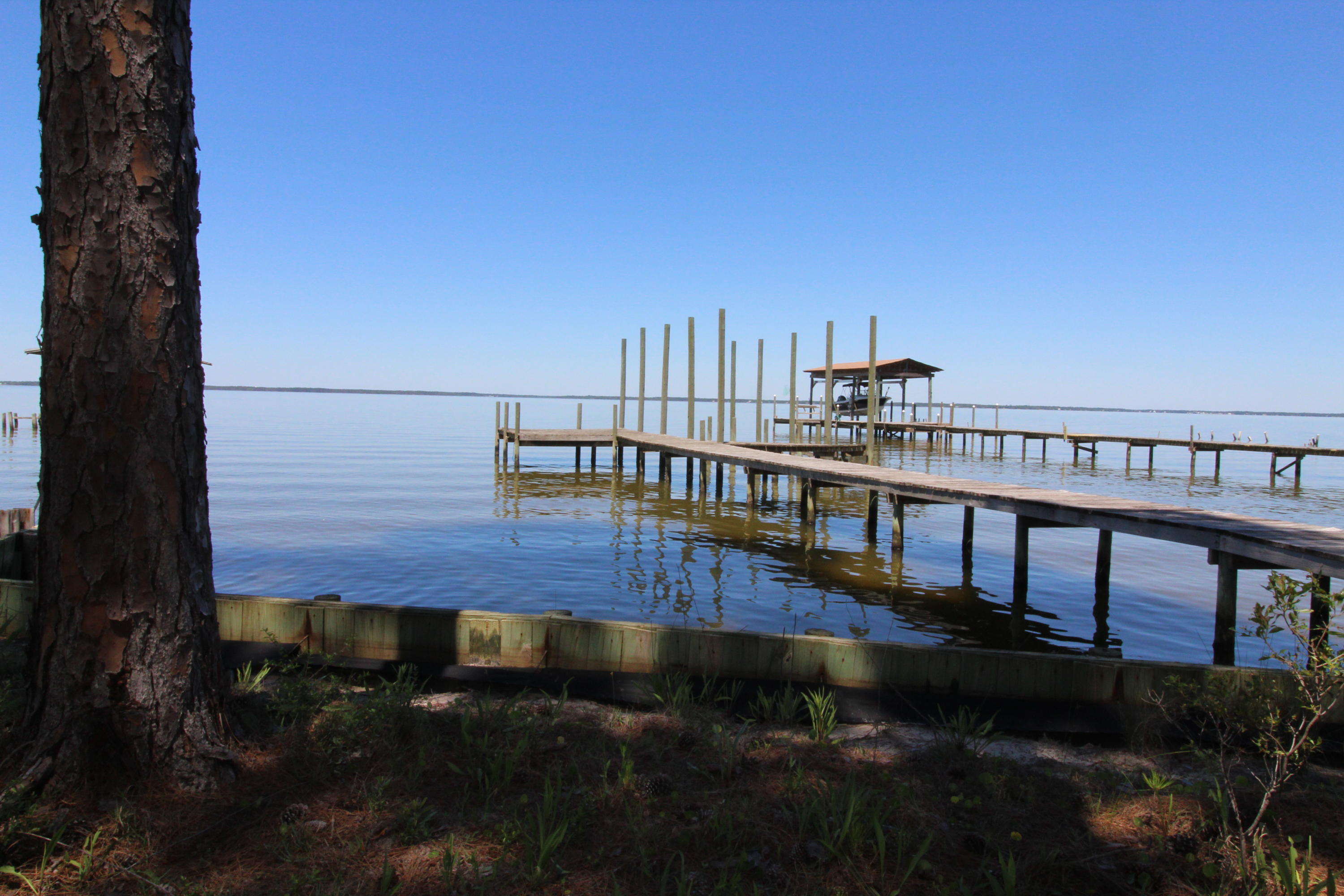 WHISPERING PINES S/D - Land