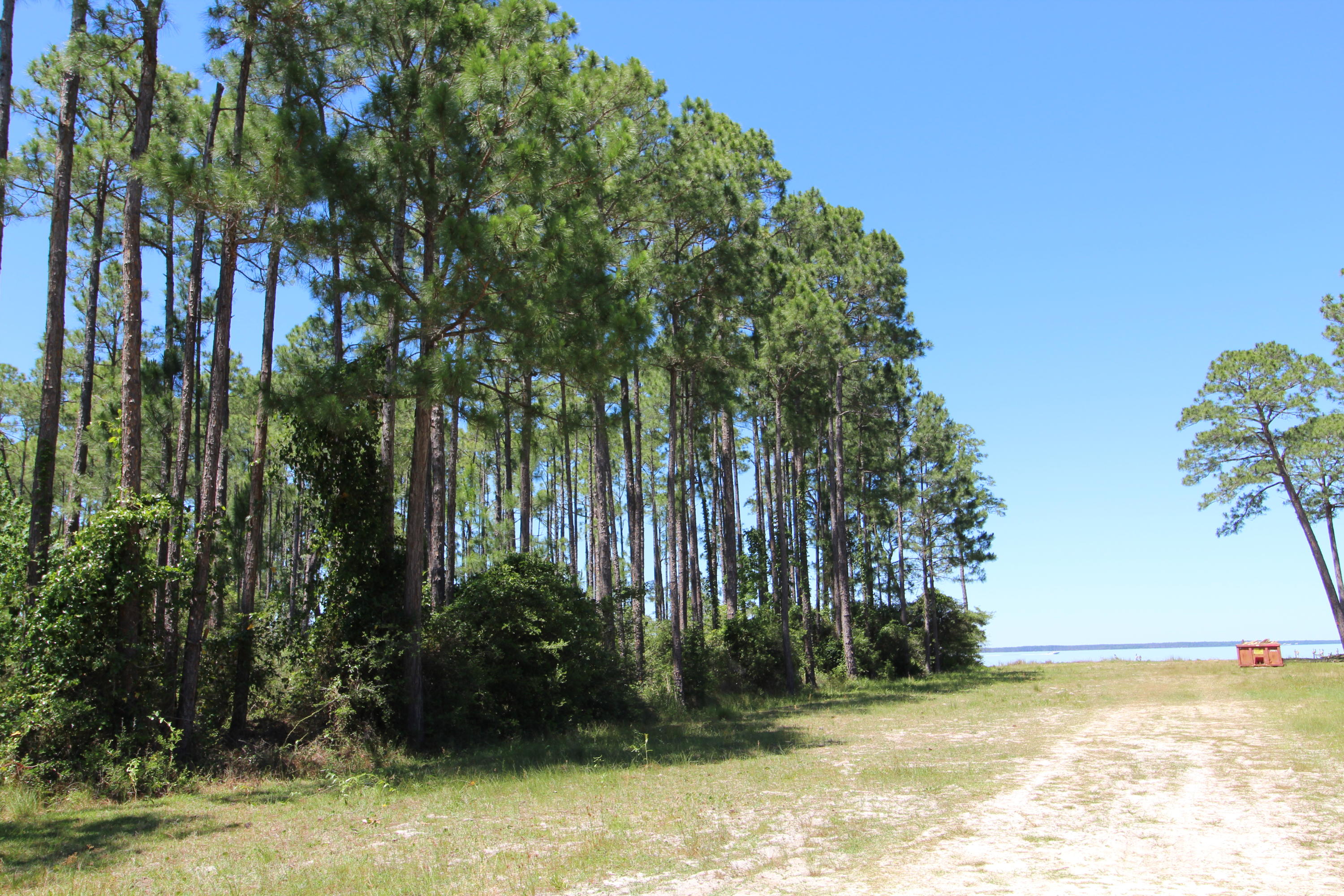 WHISPERING PINES S/D - Land