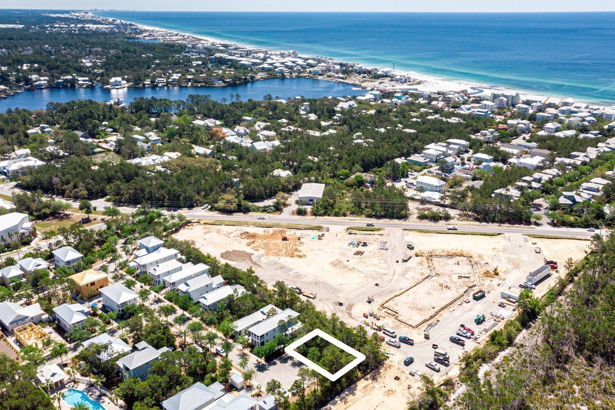 GREENWAY PARK - Land