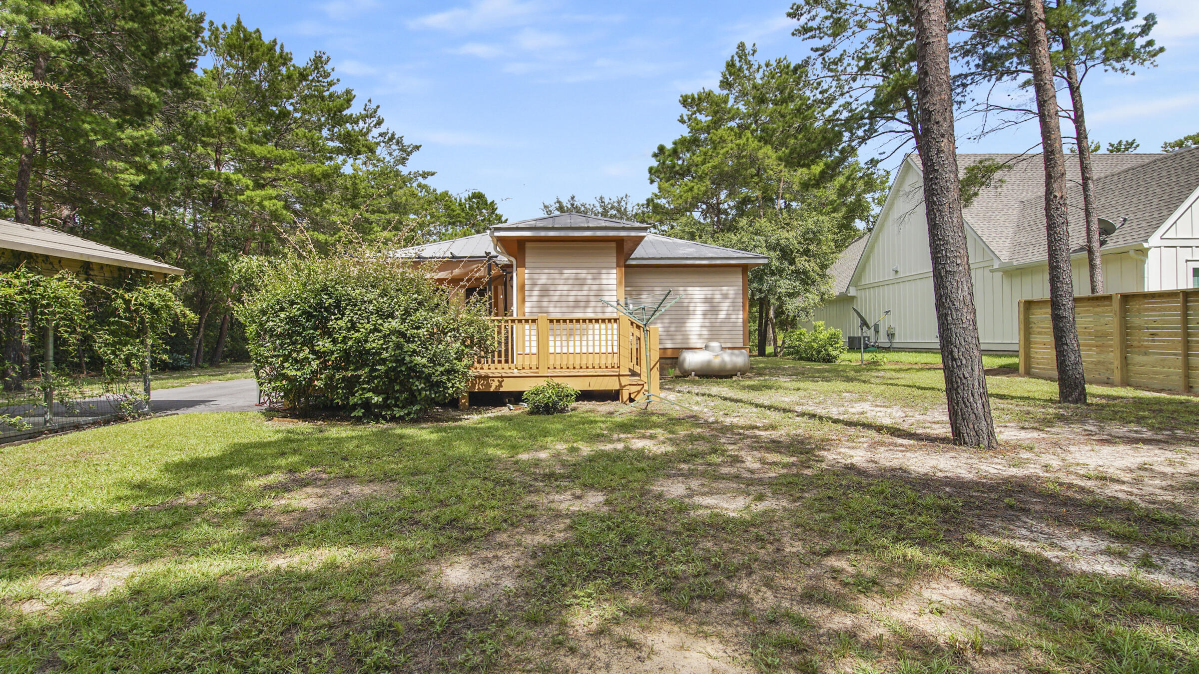 DAUGHETTES AMENDED - Residential