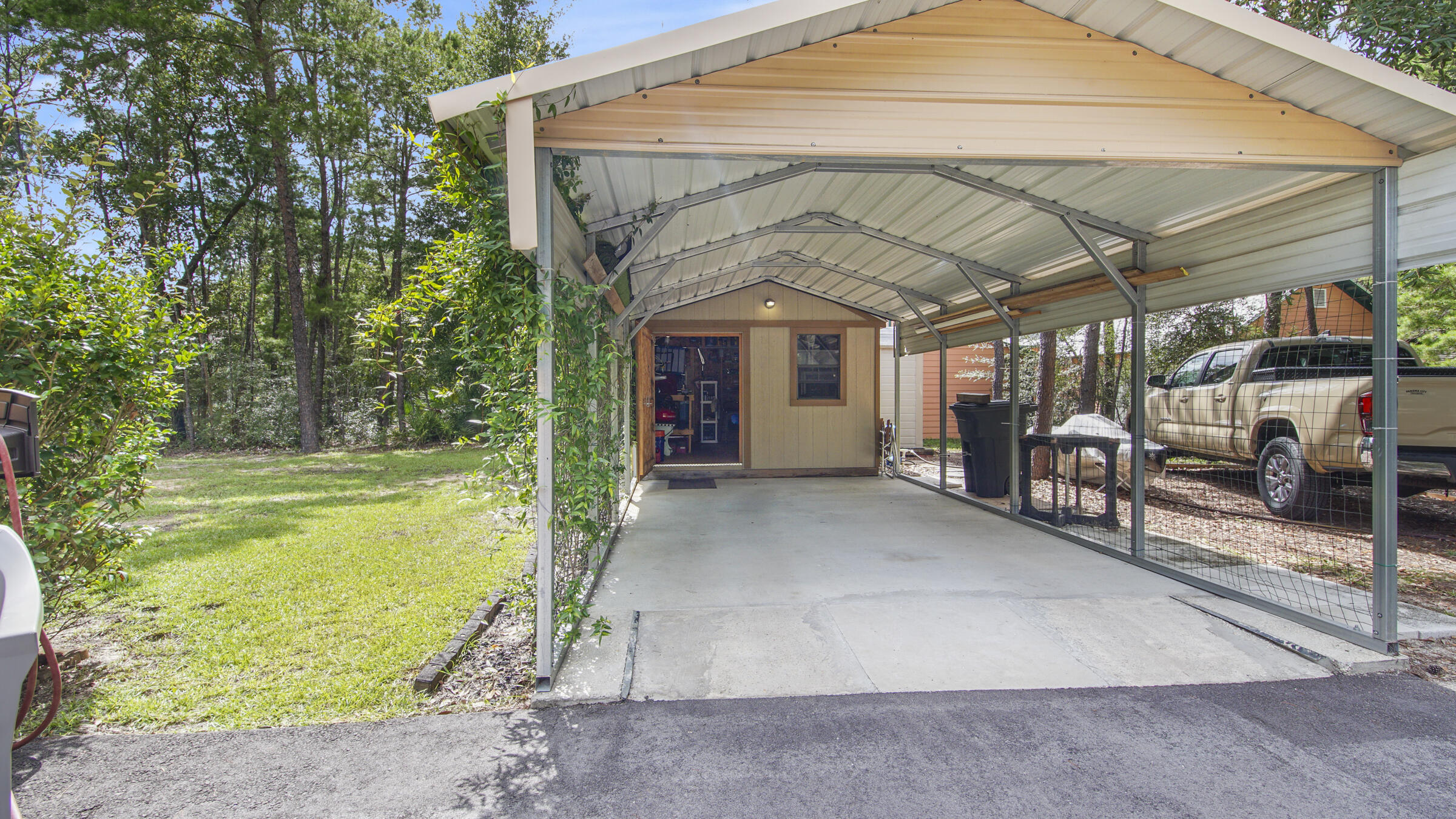 DAUGHETTES AMENDED - Residential