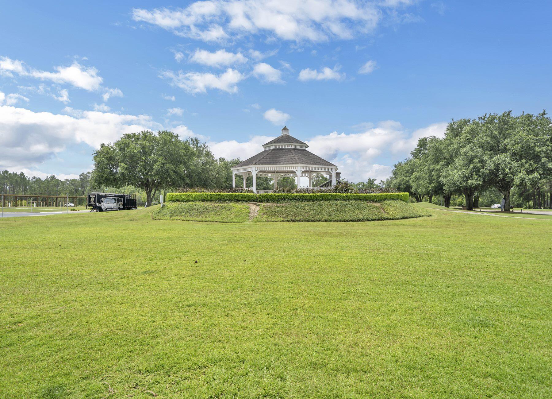 HAMMOCK BAY - Residential