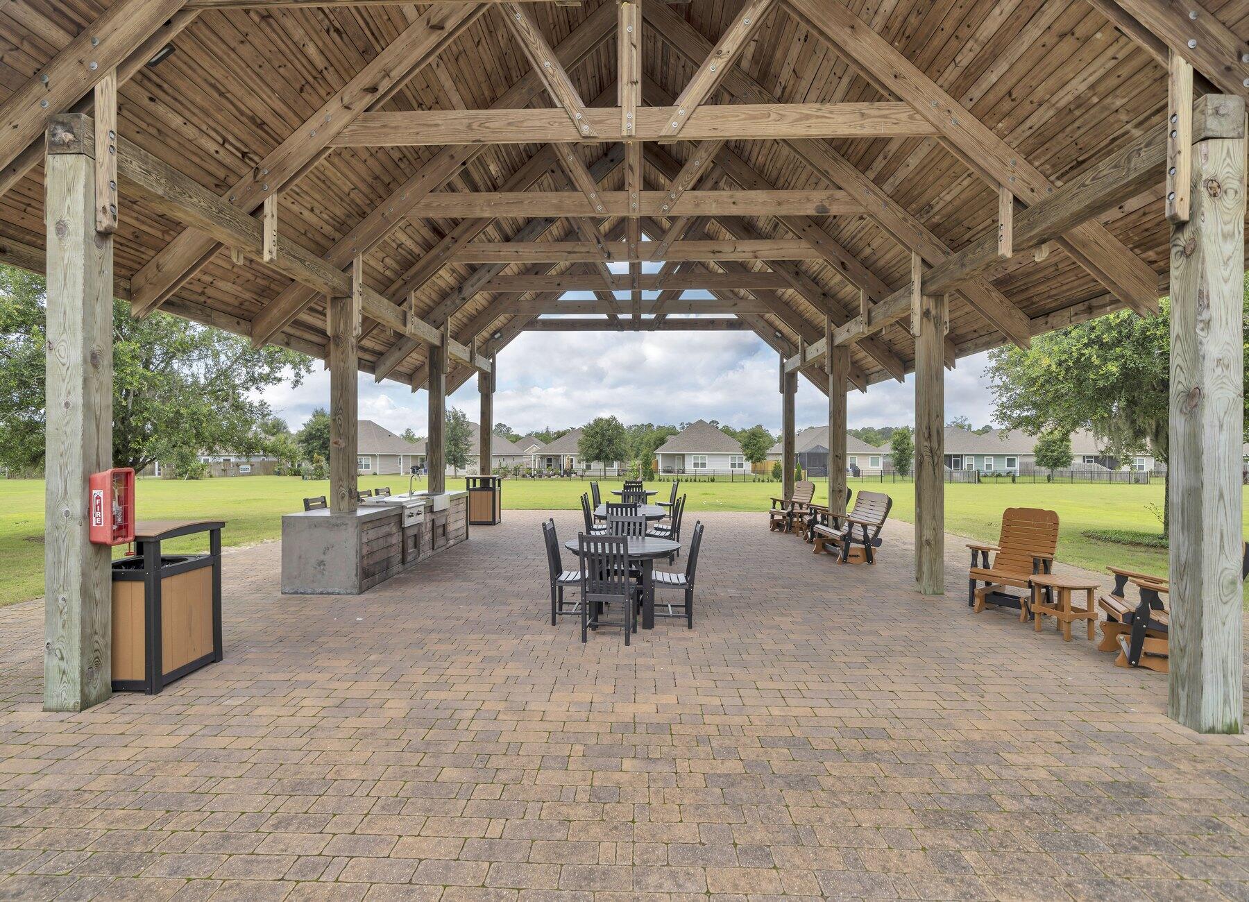 HAMMOCK BAY - Residential