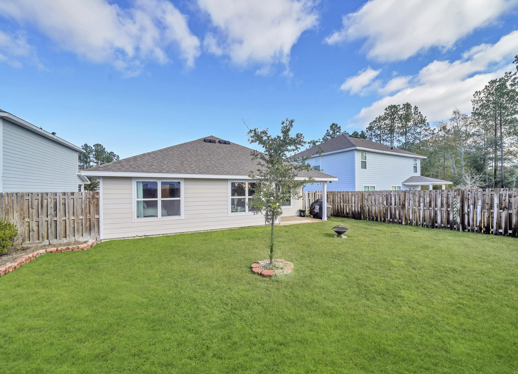 HAMMOCK BAY - Residential