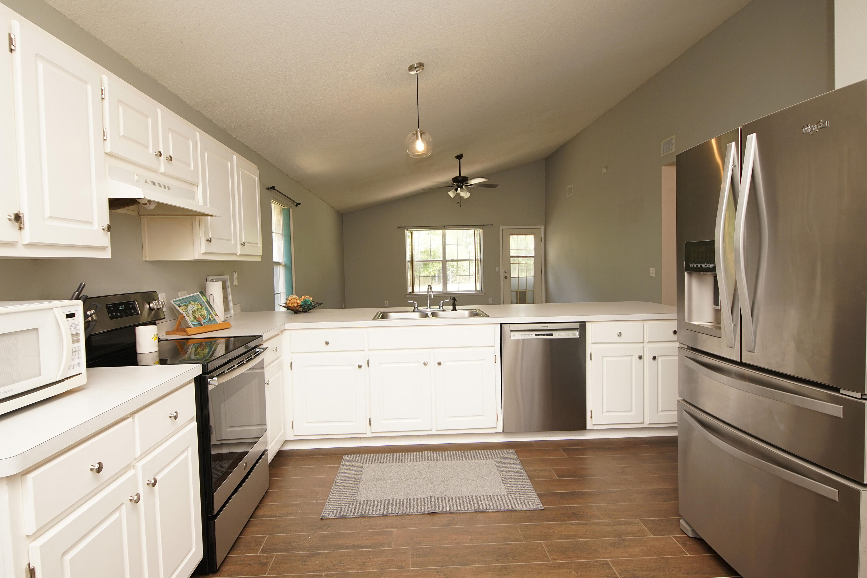 EMERALD VILLAGE S/D - Residential