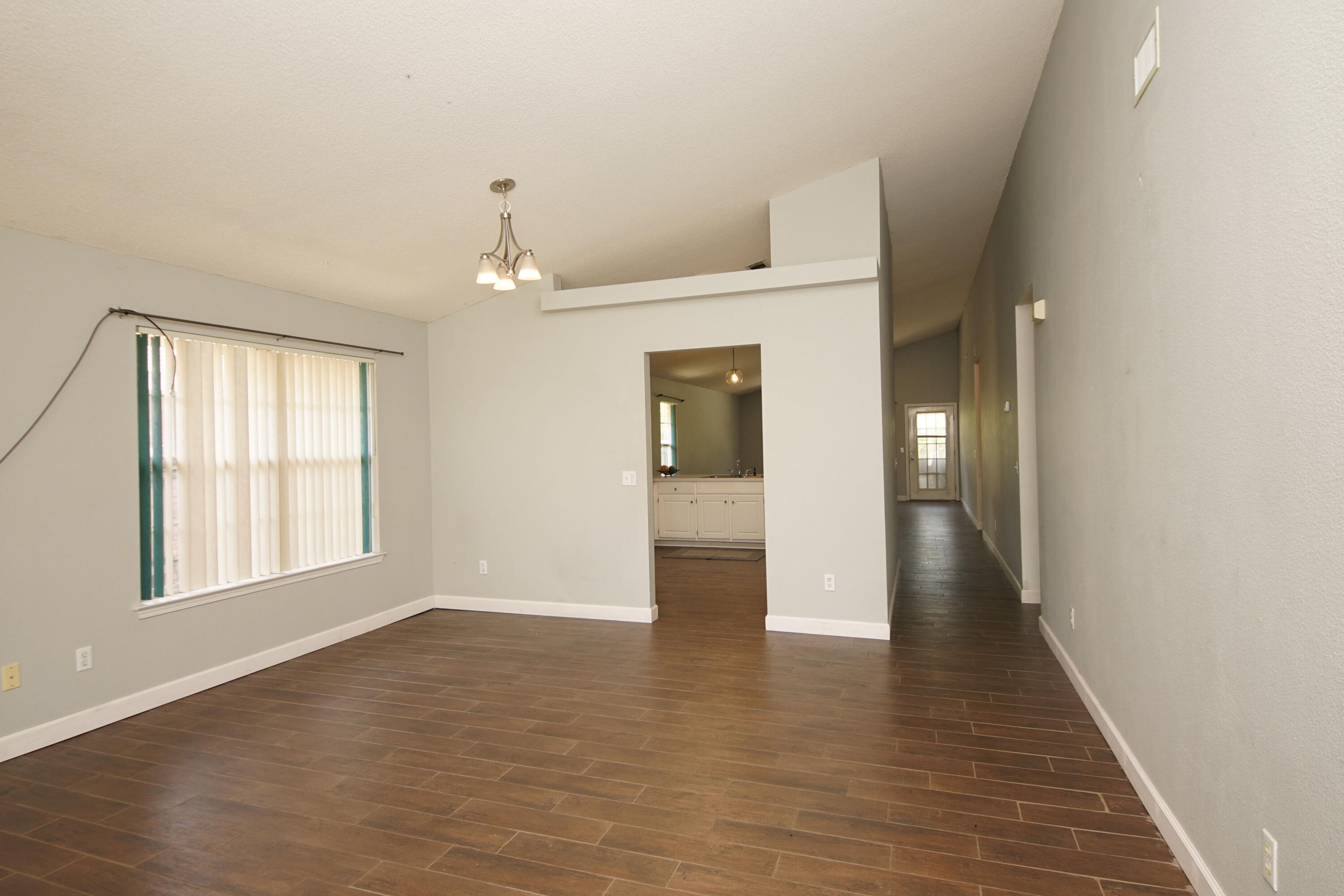 EMERALD VILLAGE S/D - Residential