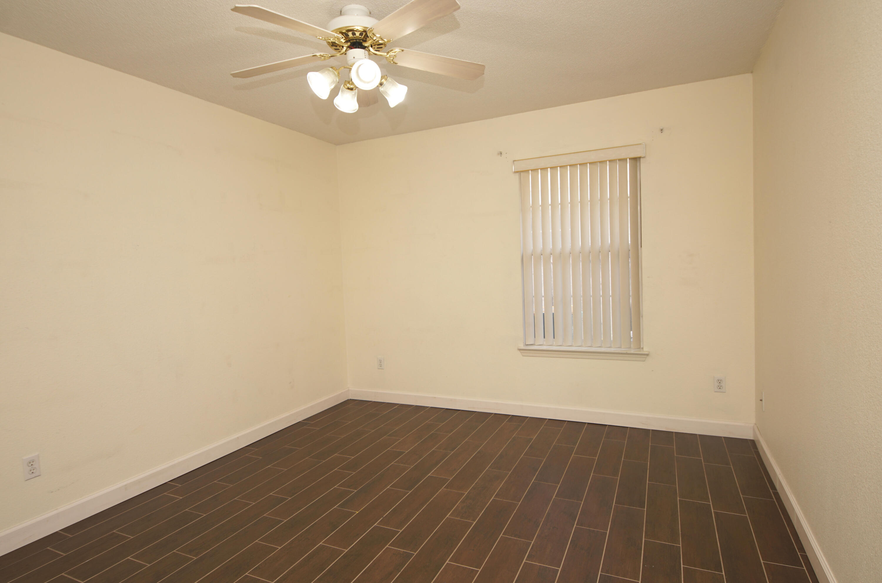 EMERALD VILLAGE S/D - Residential