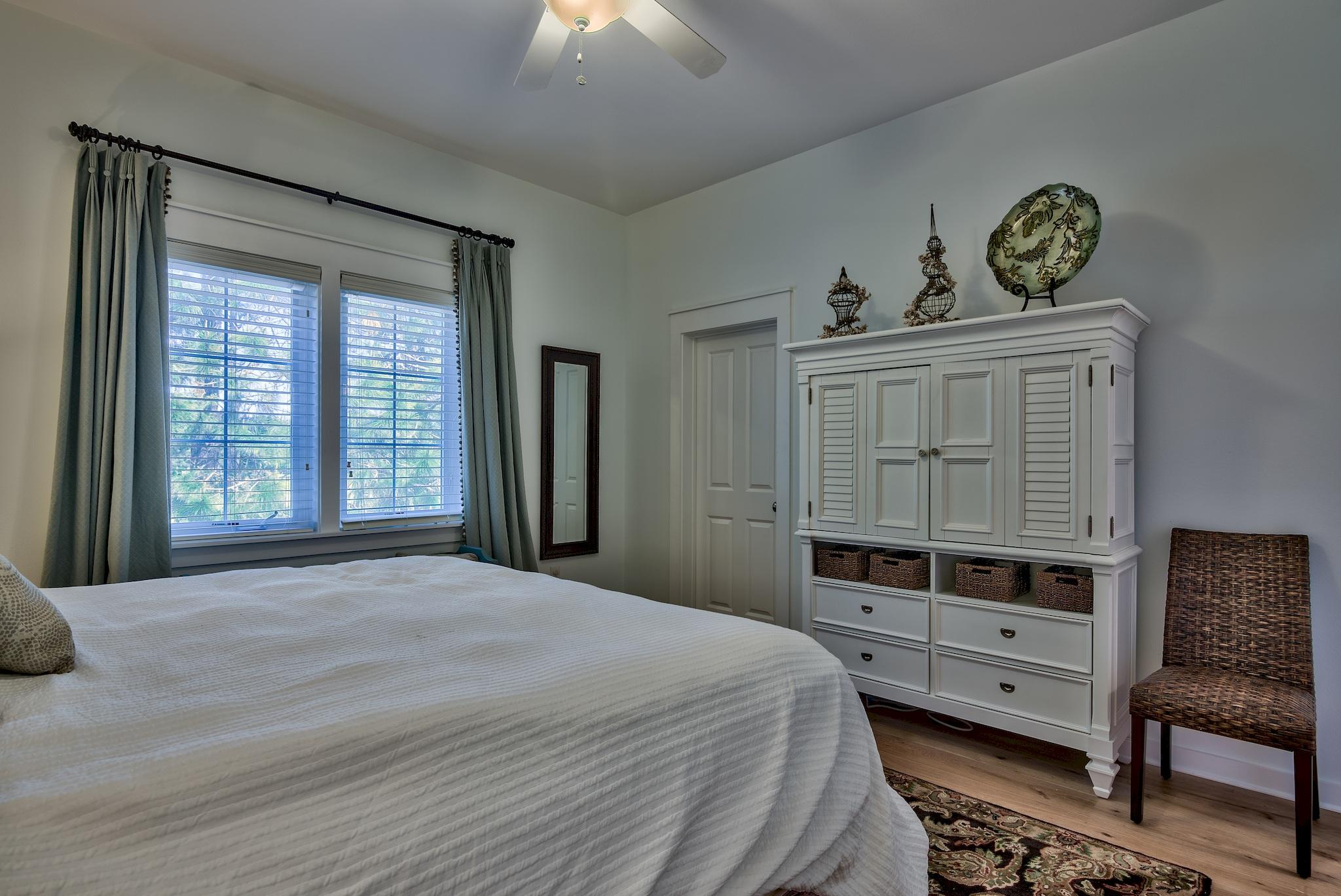 LAUREL GROVE - Residential