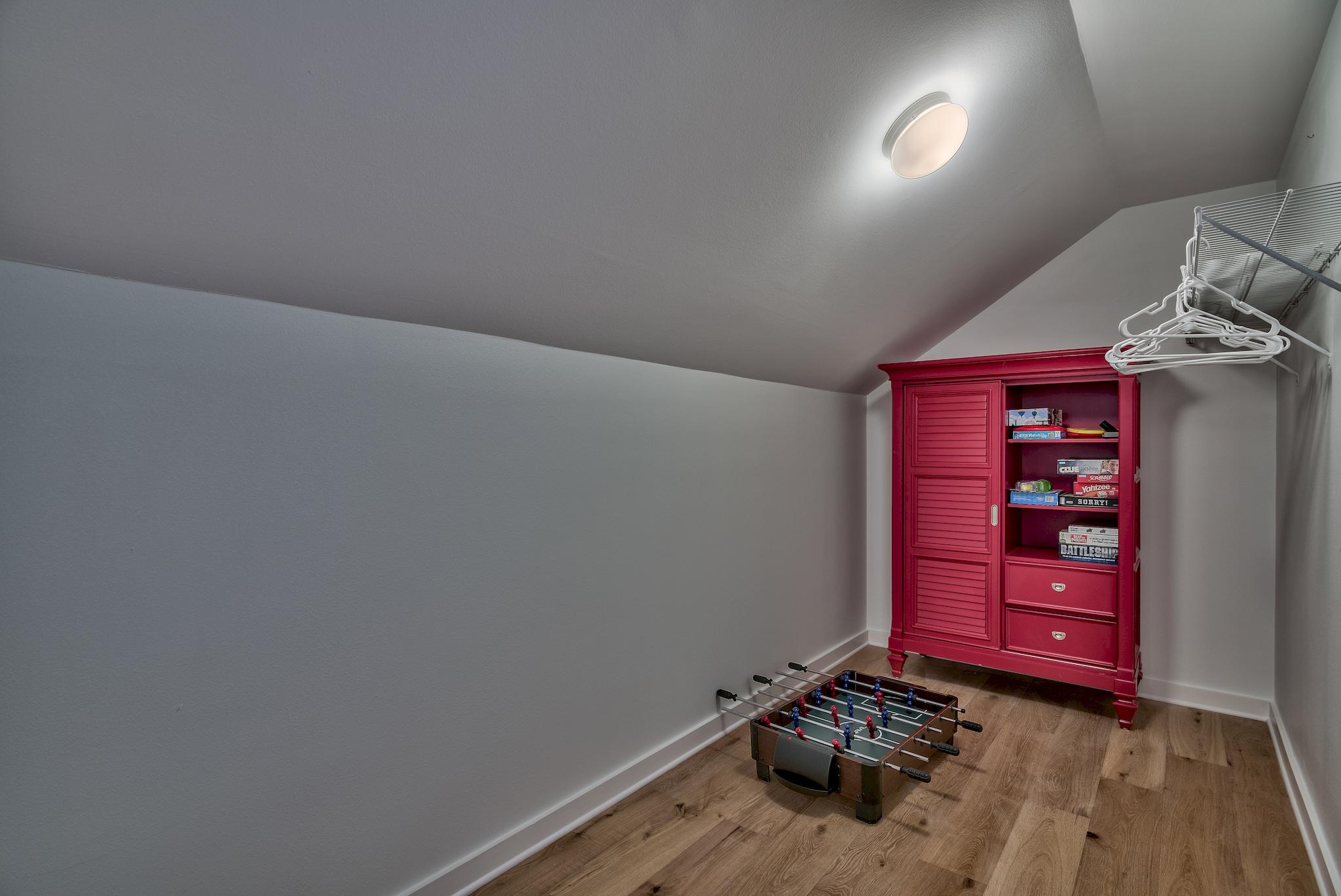 LAUREL GROVE - Residential