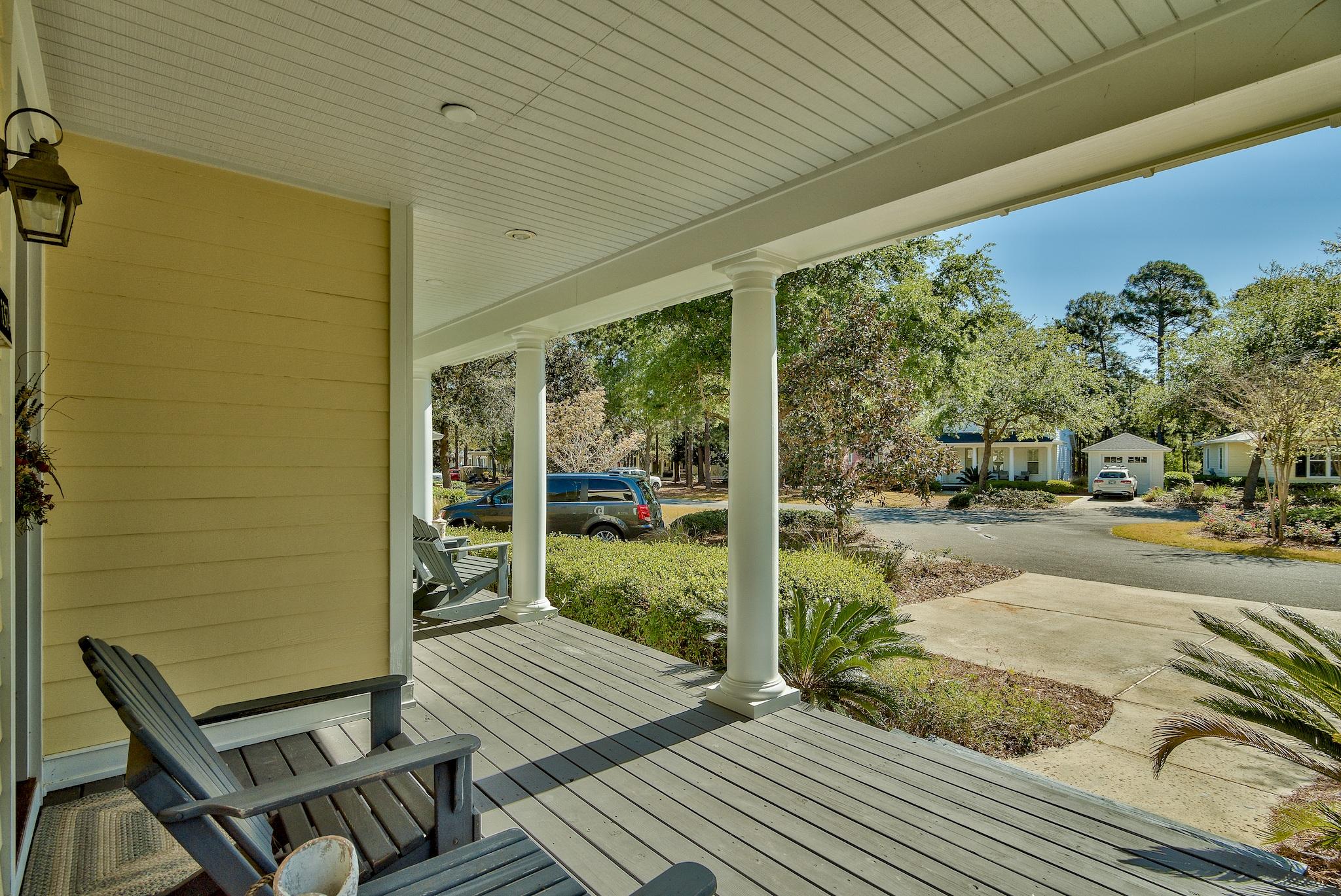 LAUREL GROVE - Residential