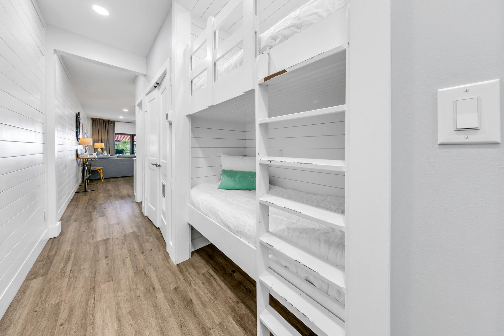 PALMS AT SEAGROVE CONDO - Residential