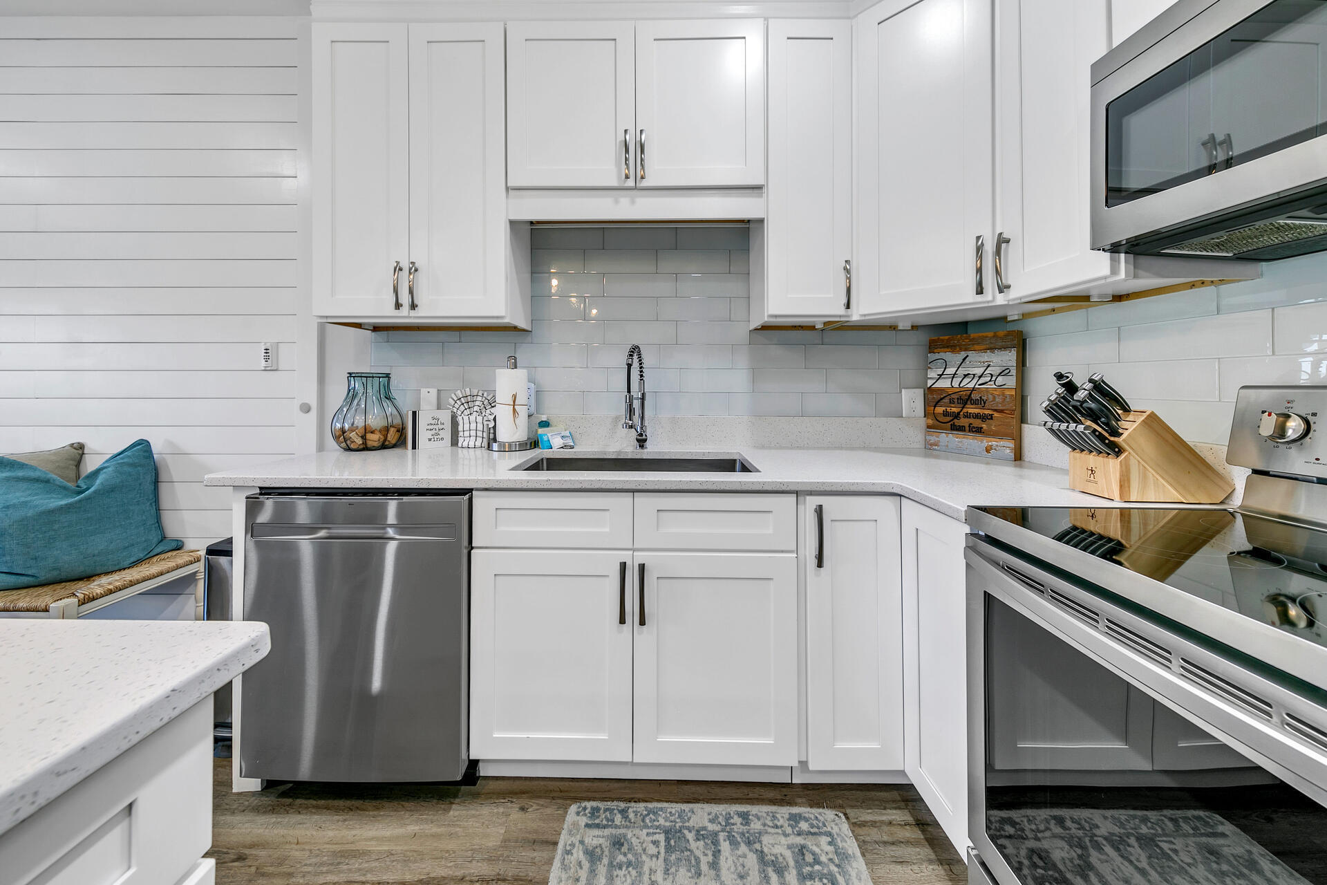 PALMS AT SEAGROVE CONDO - Residential